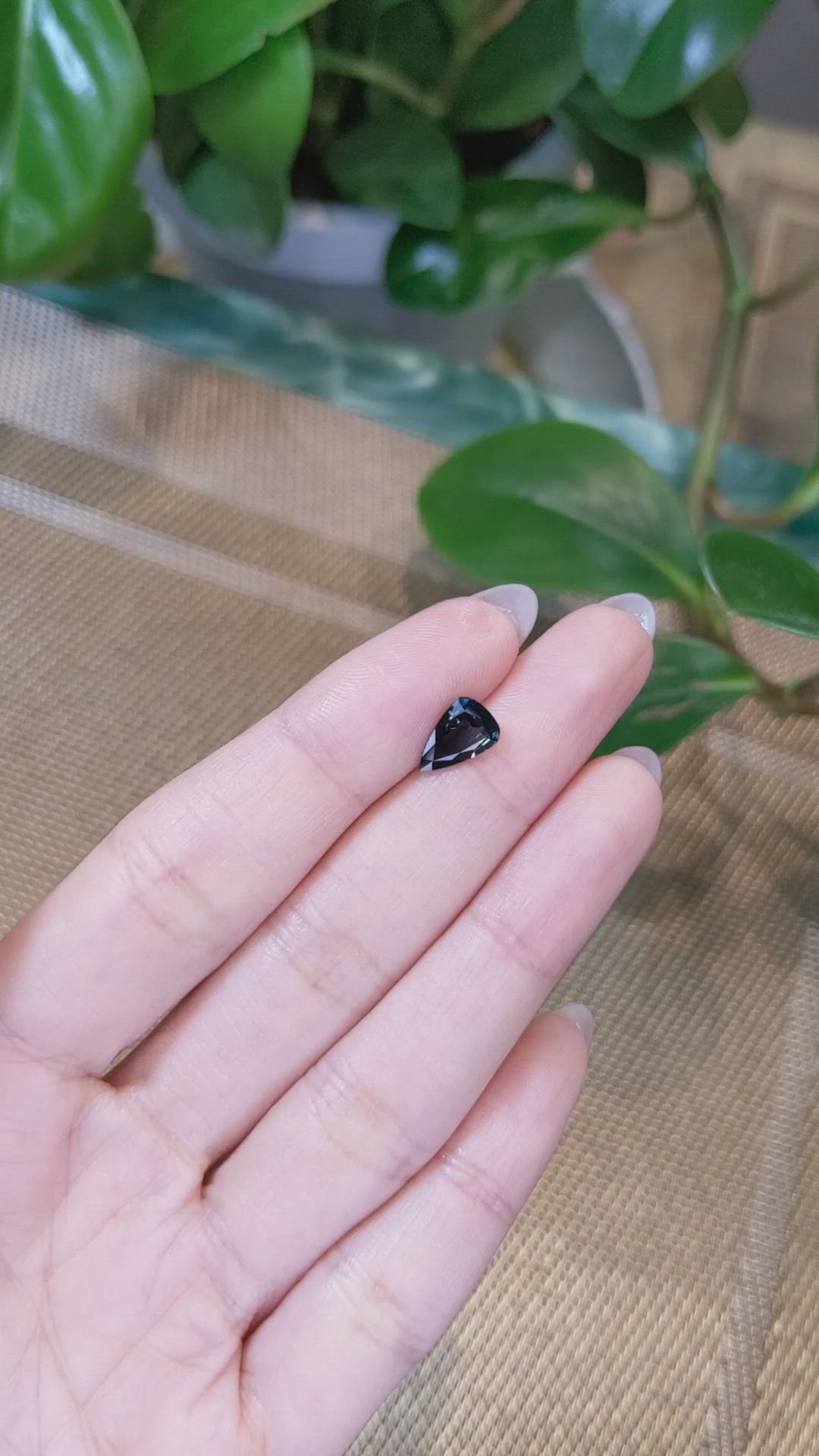 1.61 Ct. Greenish Blue Sapphire from Ceylon (Sri Lanka) Size Video