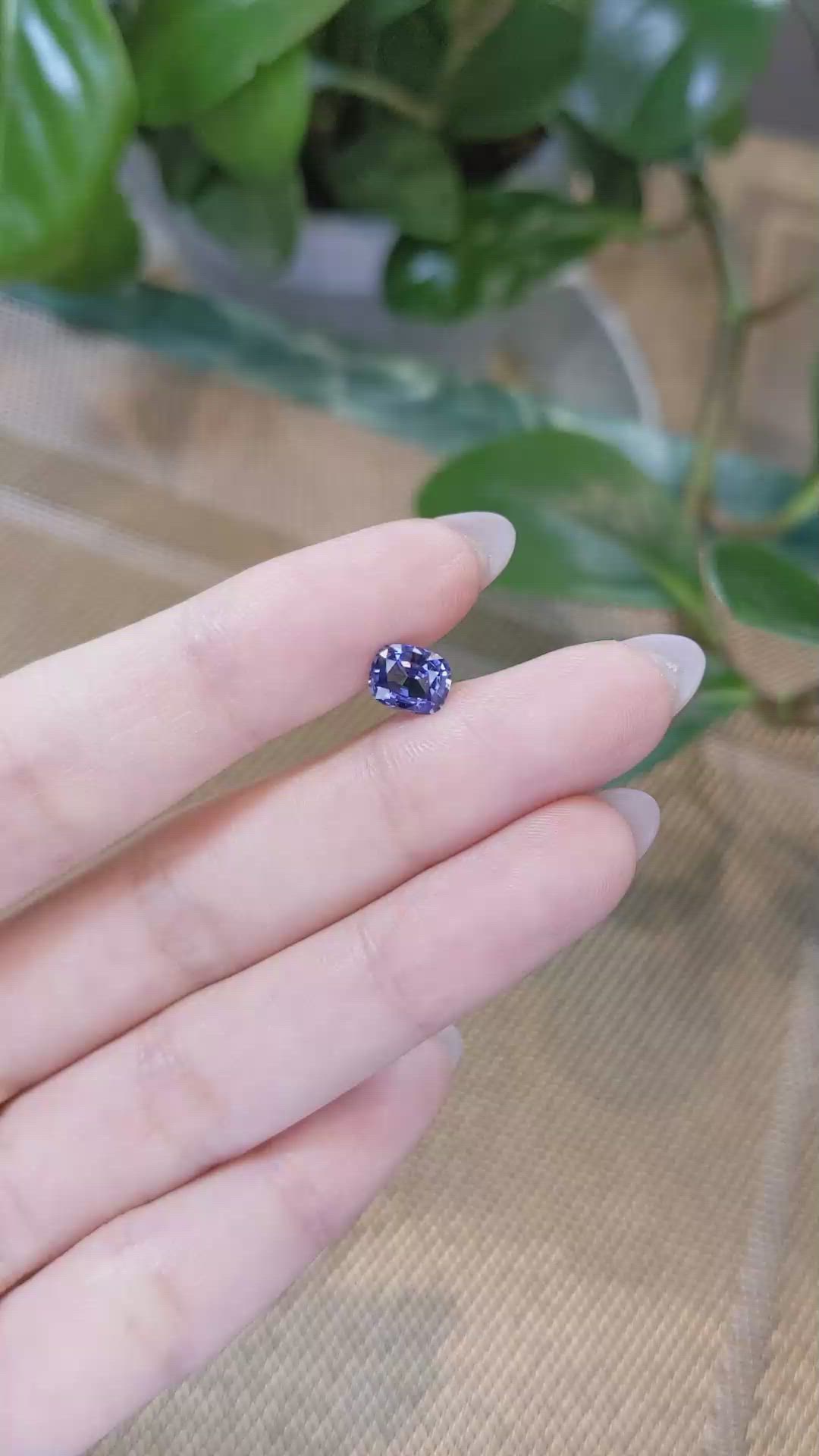 1.38 Ct. Blue Sapphire from Ceylon (Sri Lanka) Size Video