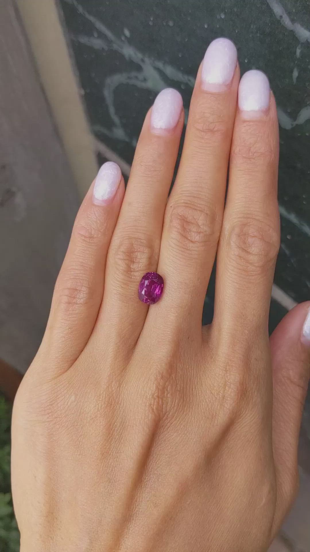 3.27 Ct. Purplish Pink Sapphire from Ceylon (Sri Lanka) Size Video