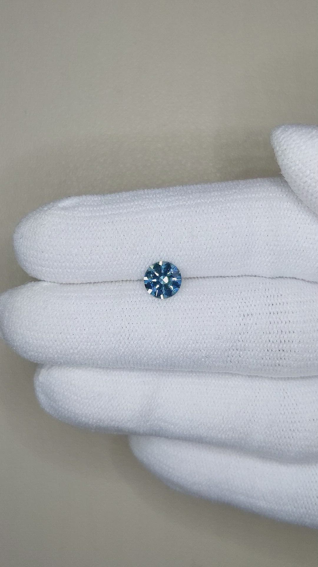 1.06 Ct. Greenish Blue Sapphire from Montana Size Video