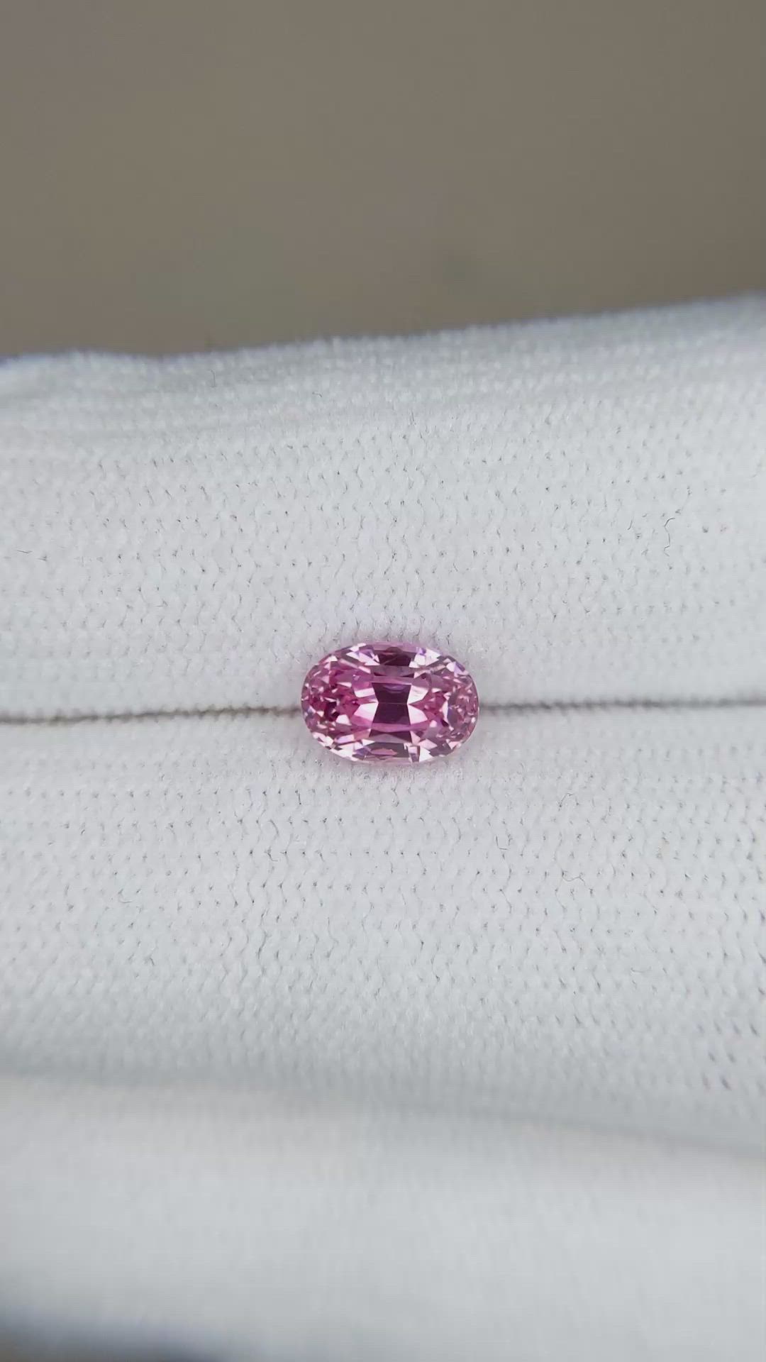 1.23 Ct. Pink Sapphire from Ceylon (Sri Lanka) Size Video