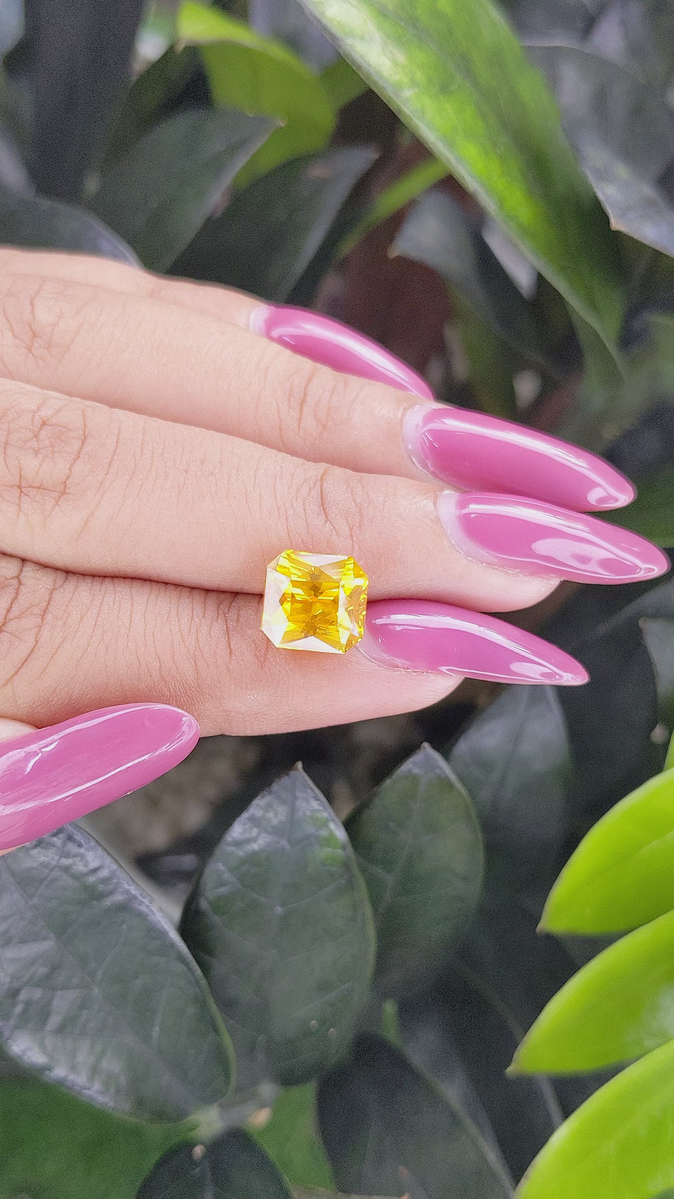 5.10 Ct. Yellow Sapphire from Ceylon (Sri Lanka) Size Video