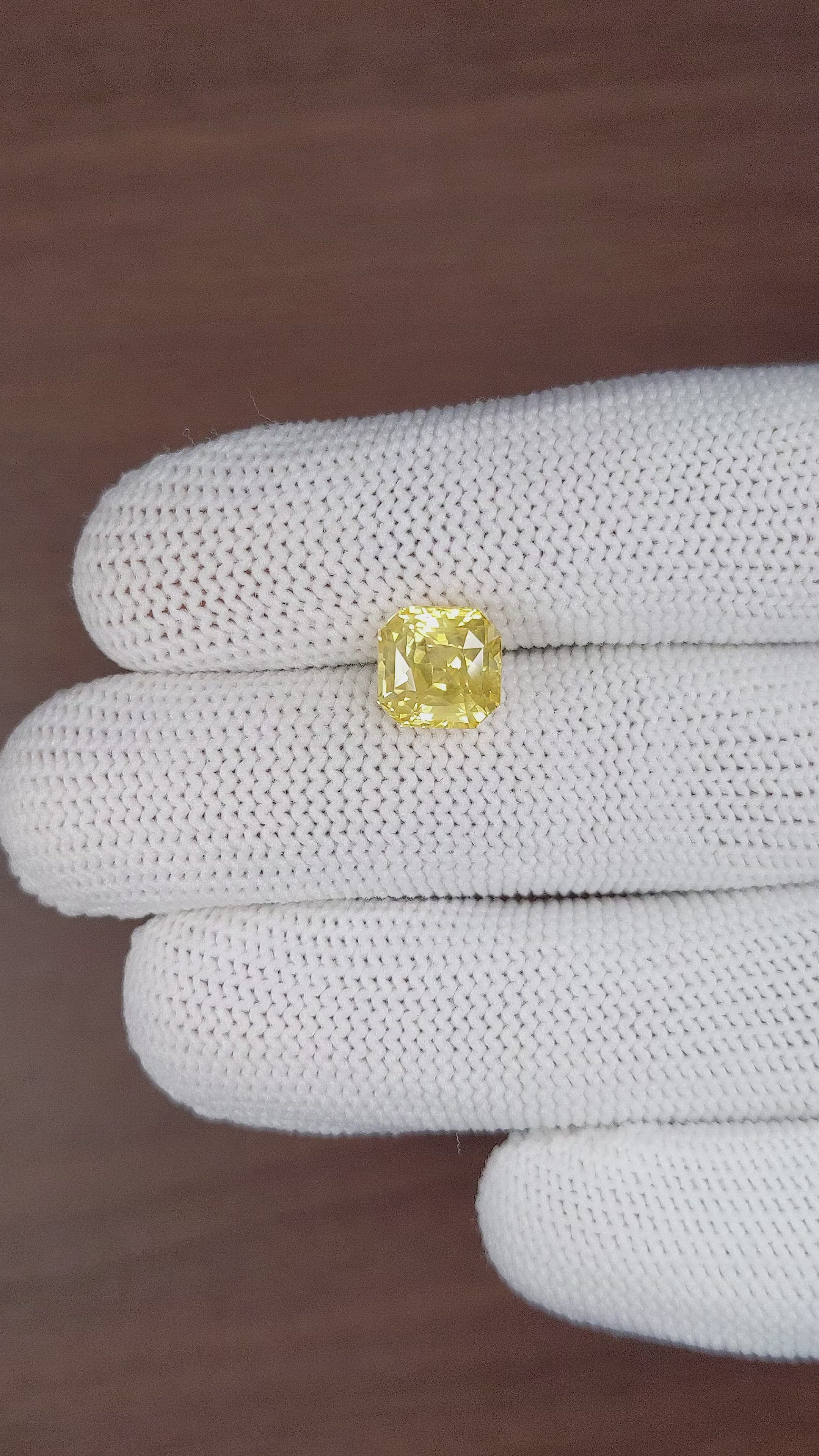 4.29 Ct. Yellow Sapphire from Ceylon (Sri Lanka) Size Video