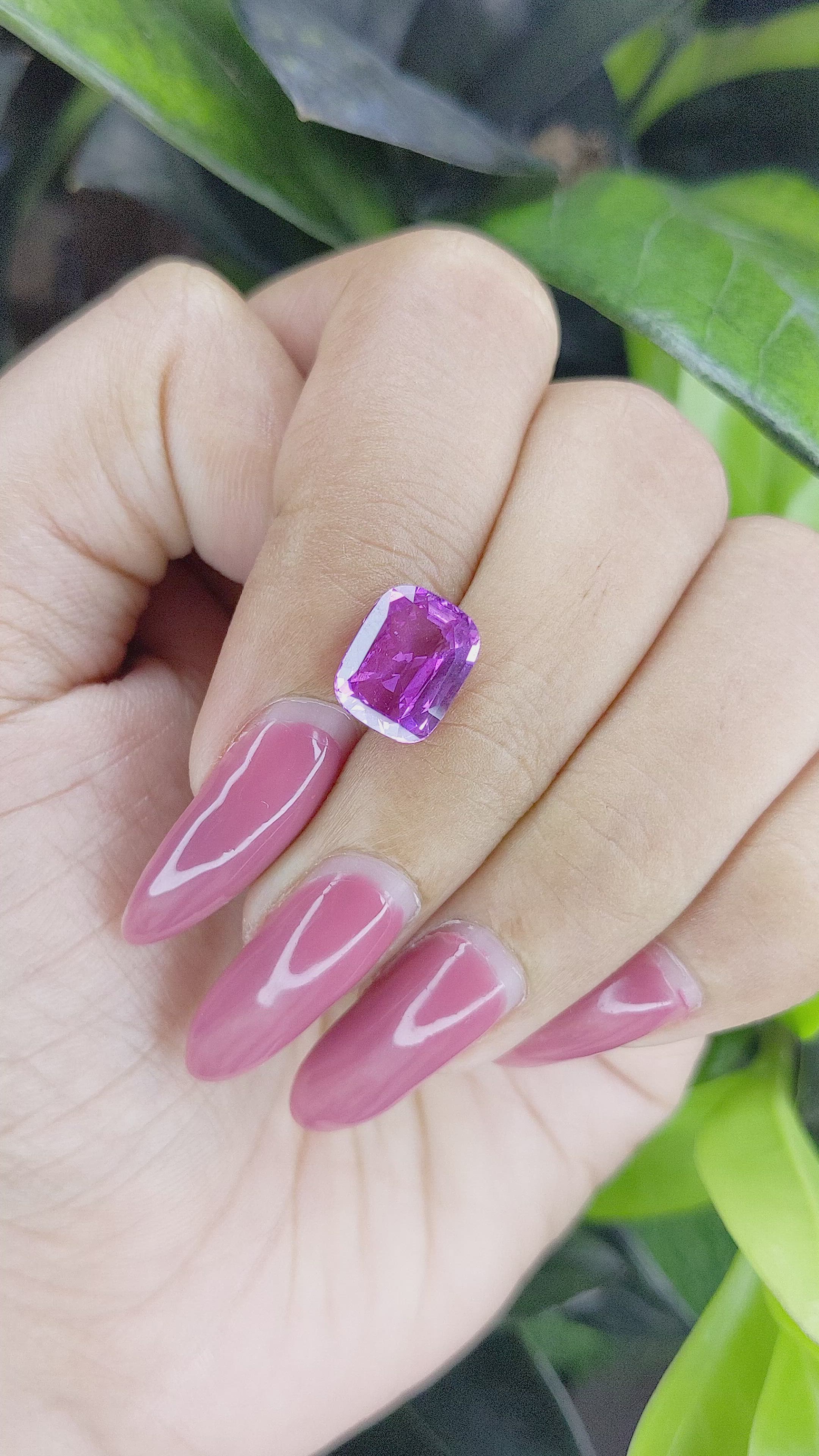 3.51 Ct. Pinkish Purple Sapphire from Madagascar Size Video