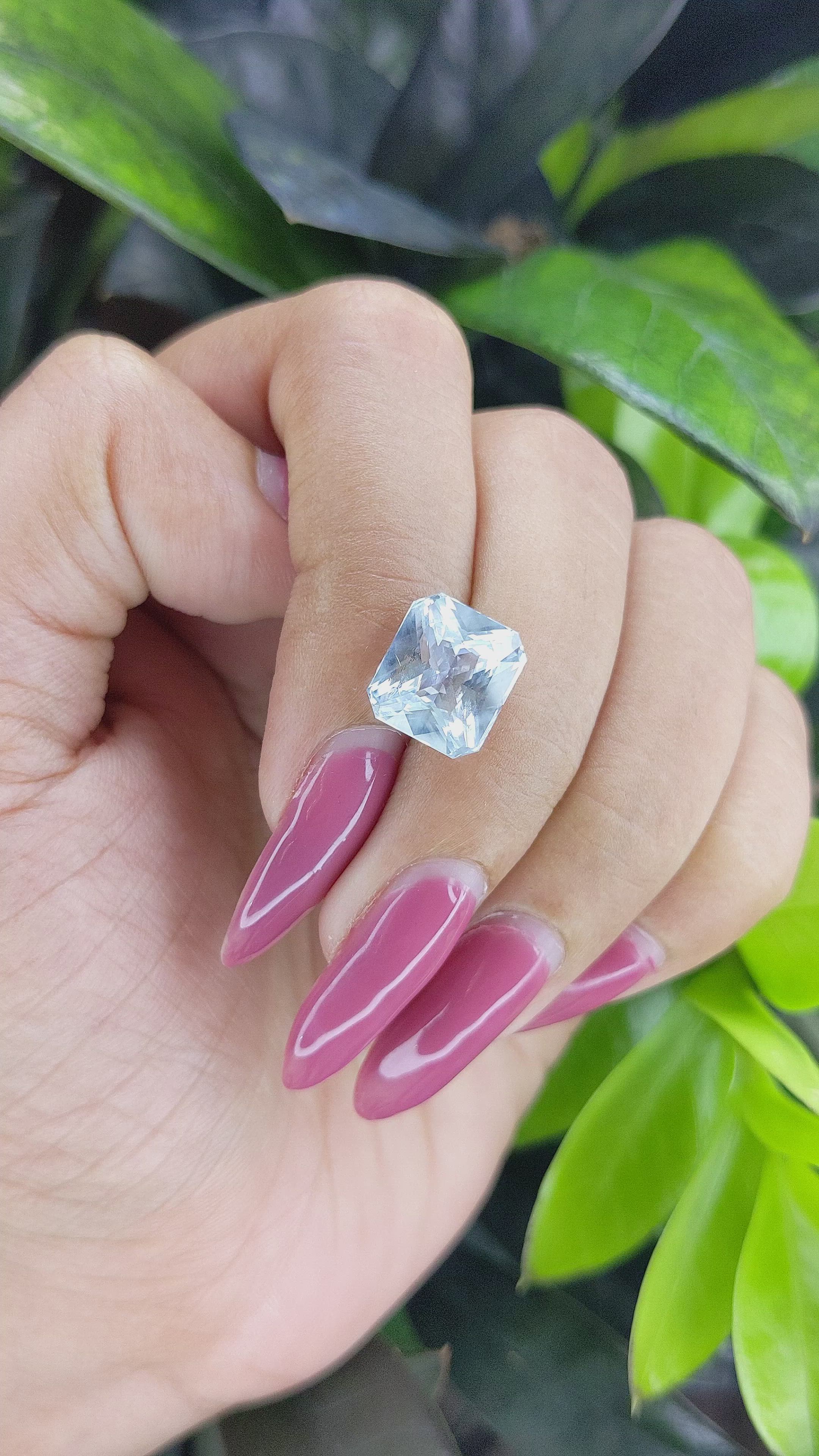 6.12 Ct. White Sapphire from Ceylon (Sri Lanka) Size Video