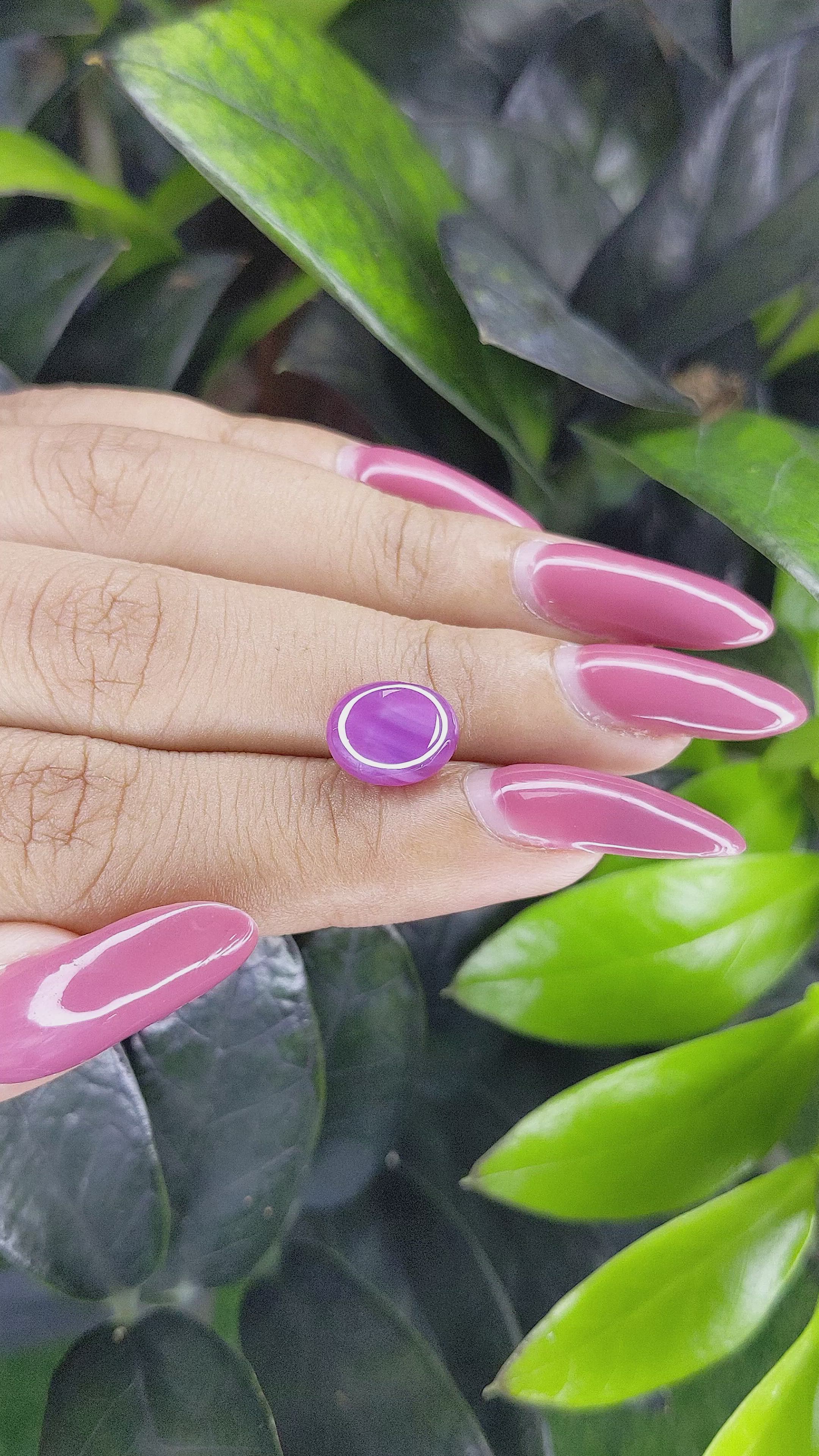 4.78 Ct. Pinkish Purple Star Sapphire from Ceylon (Sri Lanka) Size Video