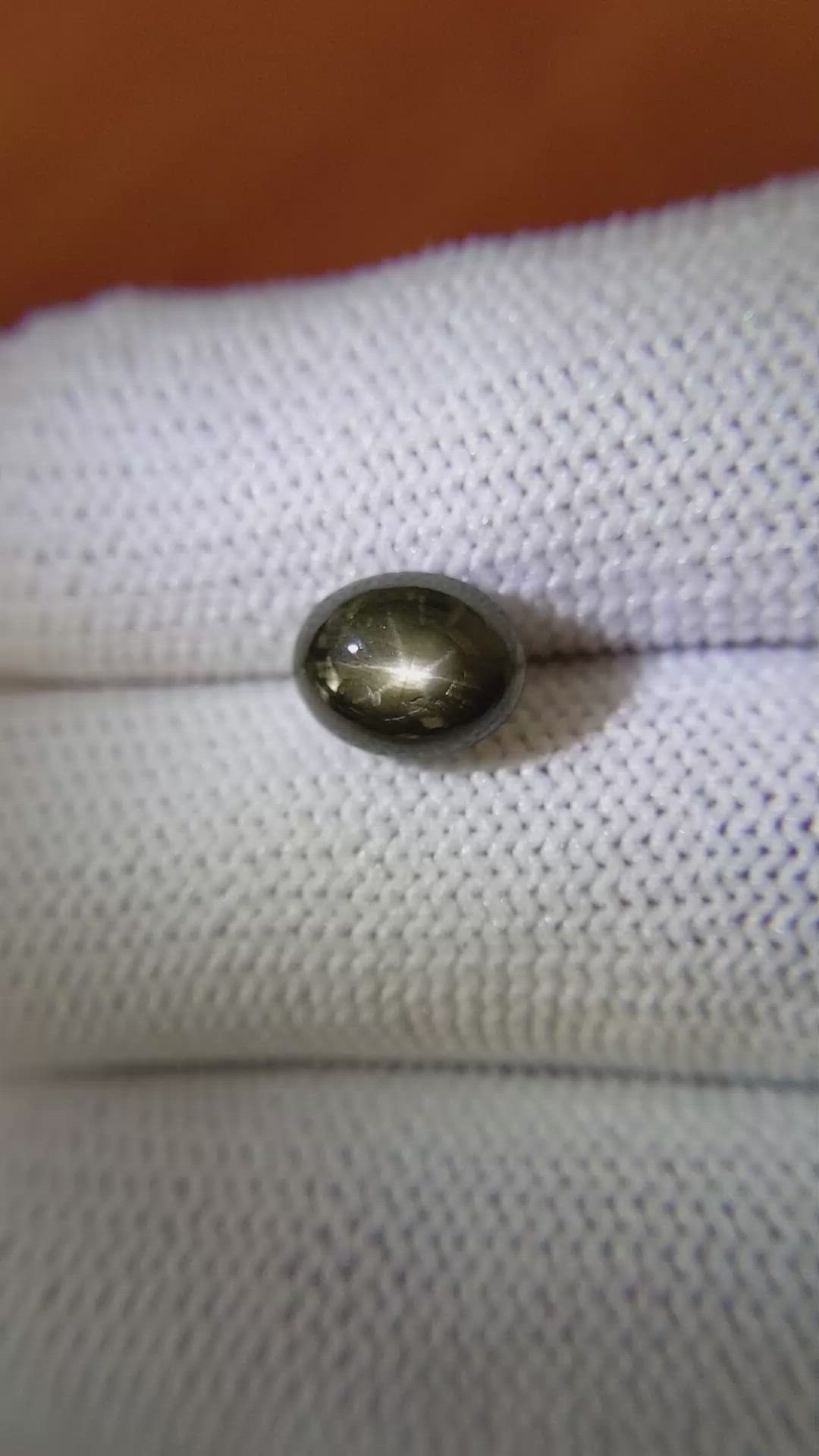 3.83 Ct. Black Star Sapphire from Ceylon (Sri Lanka) Size Video