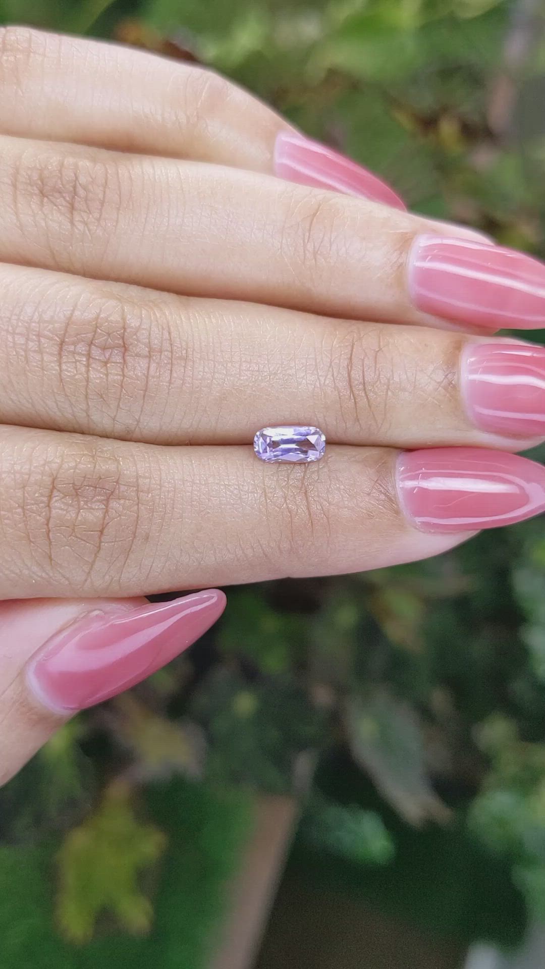 0.72 Ct. Pinkish Purple Sapphire from Ceylon (Sri Lanka) Size Video
