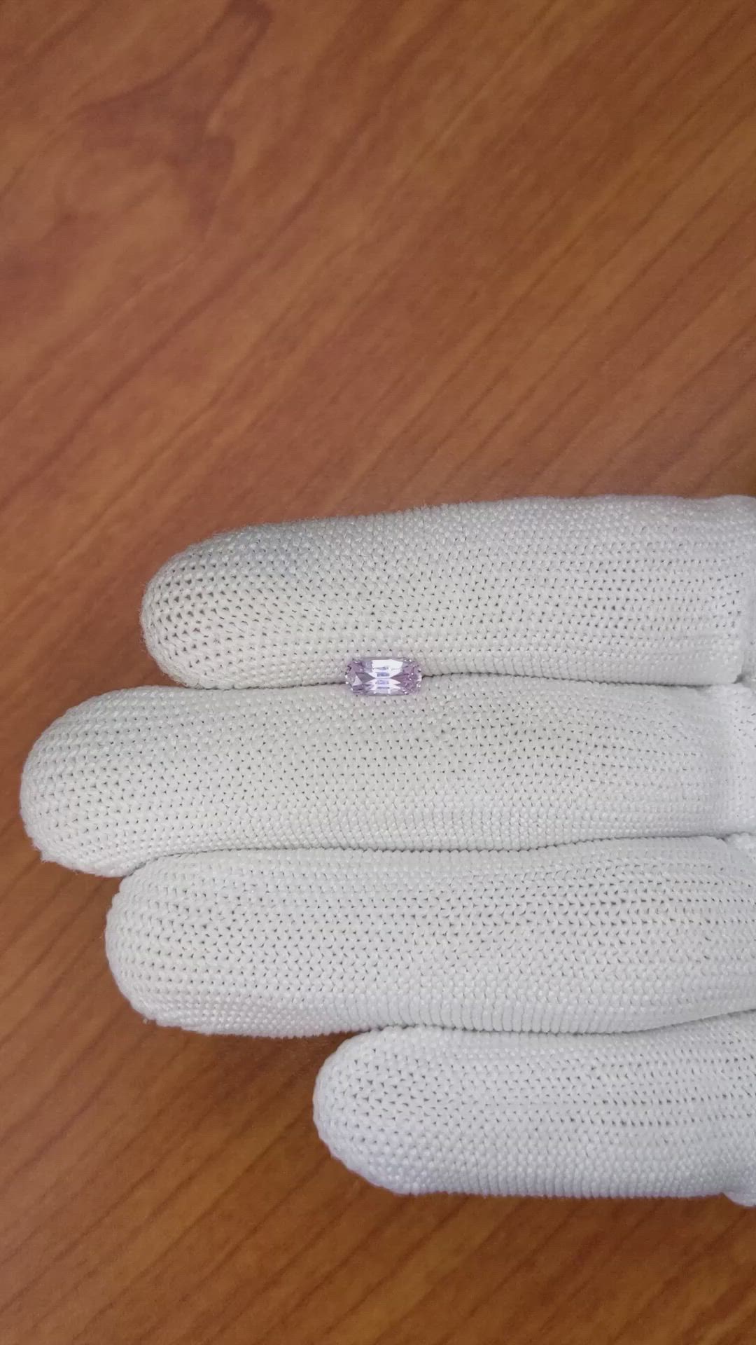 0.72 Ct. Pinkish Purple Sapphire from Ceylon (Sri Lanka) Size Video