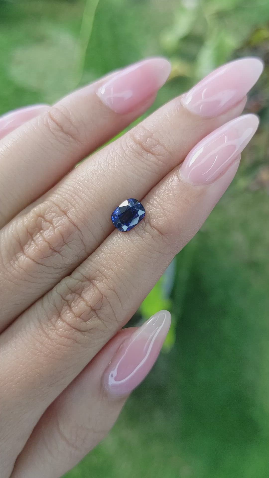 1.43 Ct. Blue Sapphire from Ceylon (Sri Lanka) Size Video