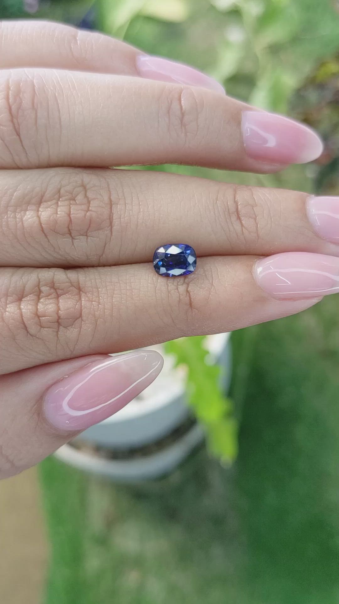 1.43 Ct. Blue Sapphire from Ceylon (Sri Lanka) Size Video