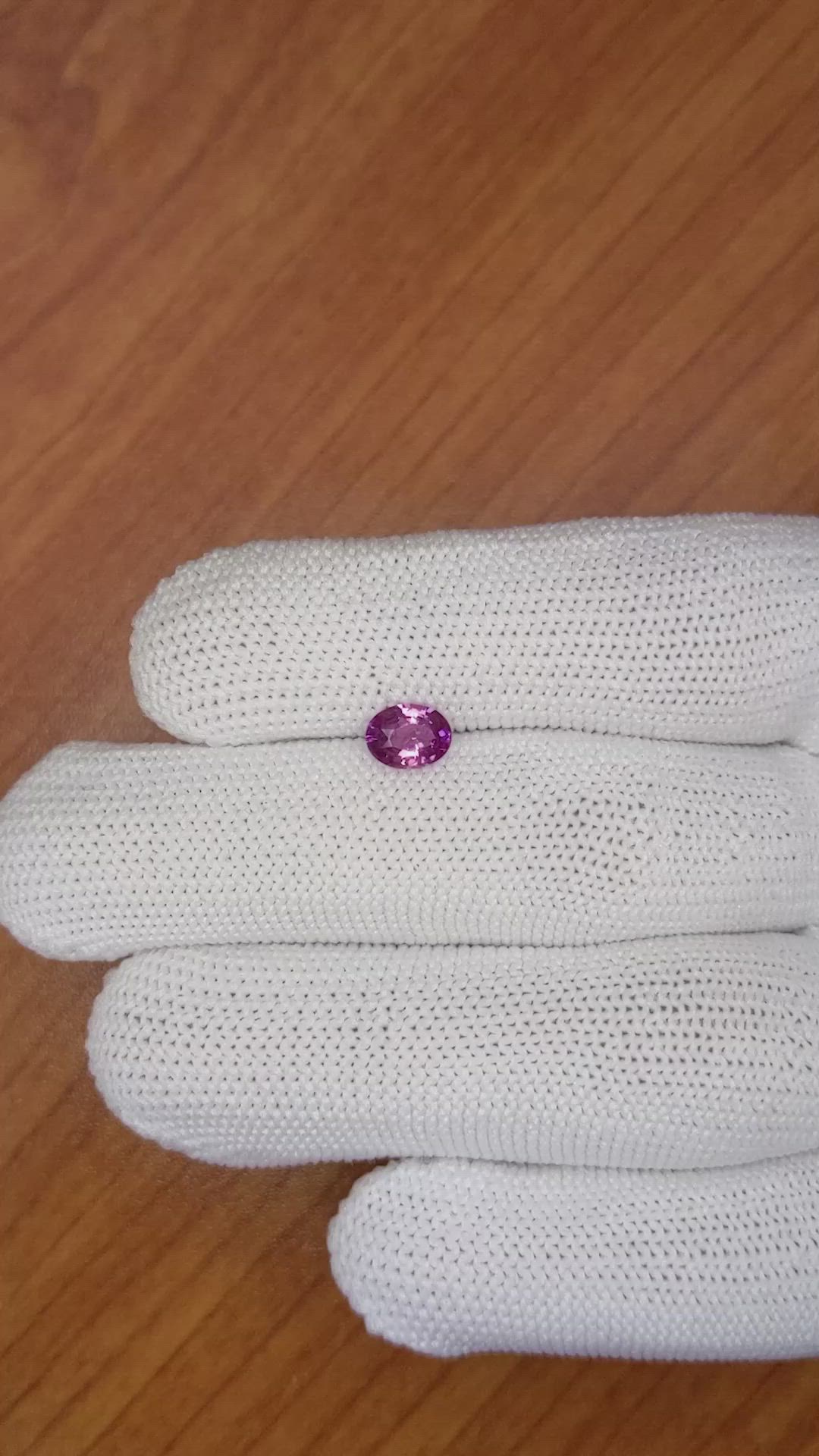 0.91 Ct. Pinkish Purple Sapphire from Ceylon (Sri Lanka) Size Video