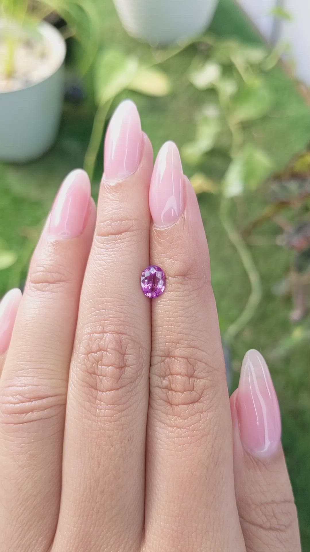 0.91 Ct. Pinkish Purple Sapphire from Ceylon (Sri Lanka) Size Video