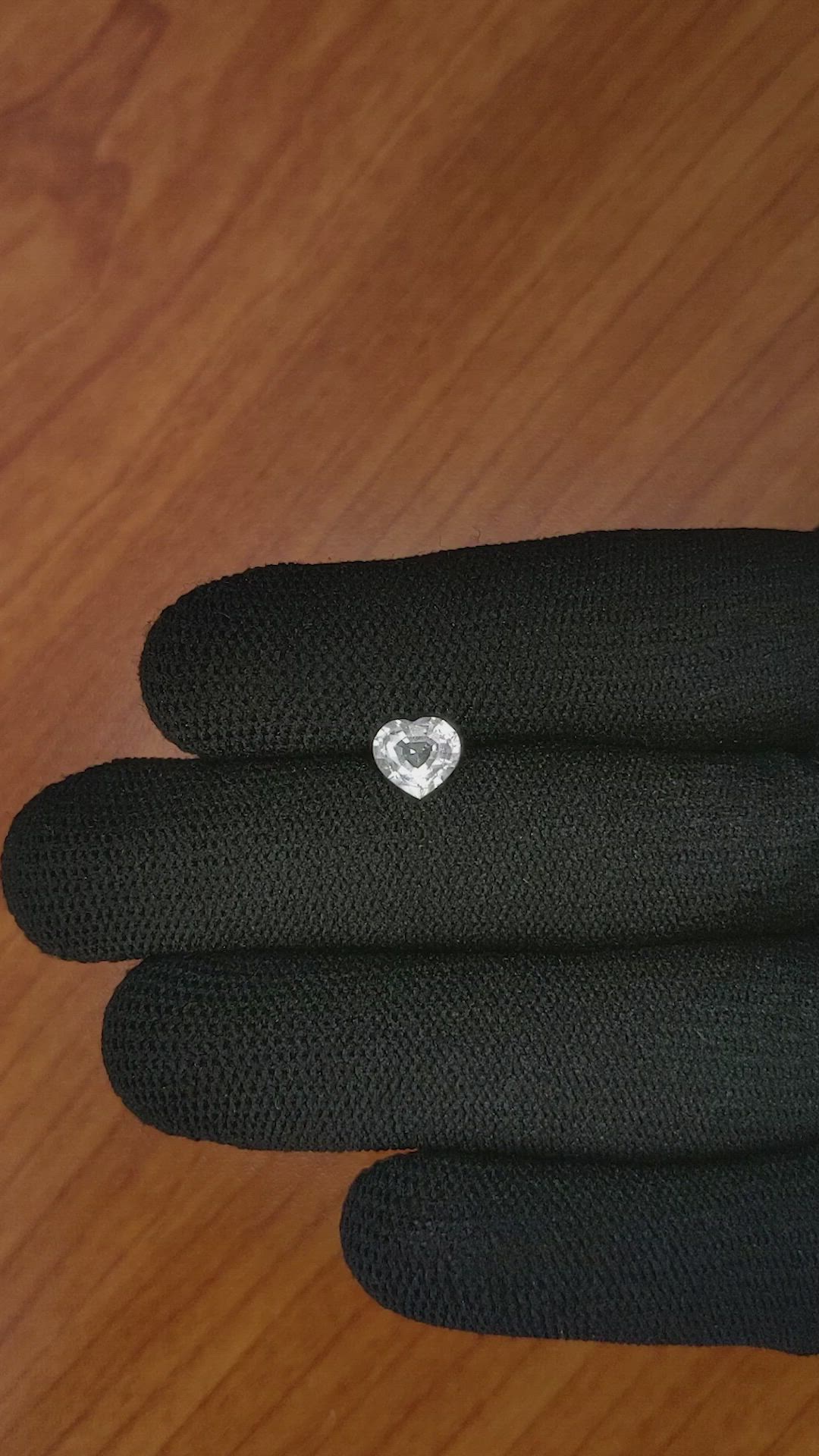 1.08 Ct. White Sapphire from Ceylon (Sri Lanka) Size Video