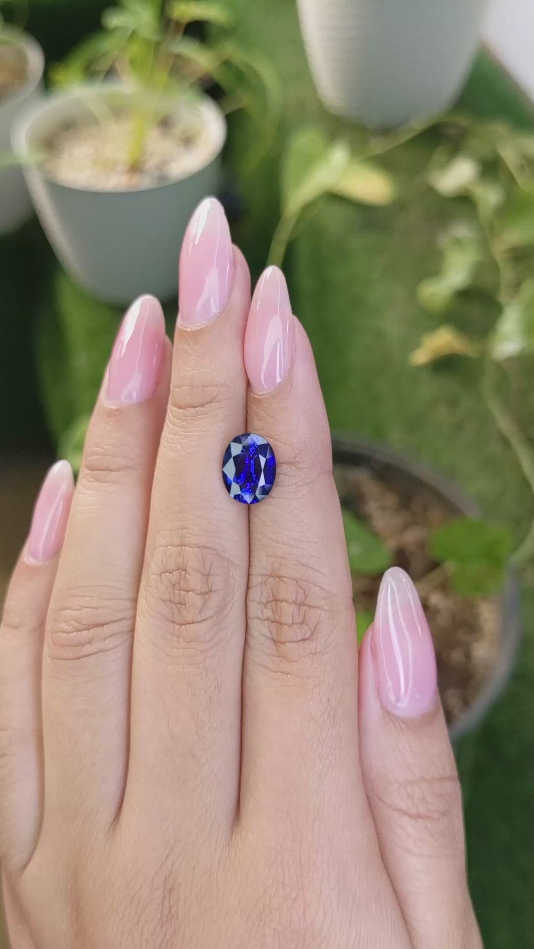 3.34 Ct. Blue Sapphire from Ceylon (Sri Lanka) Size Video