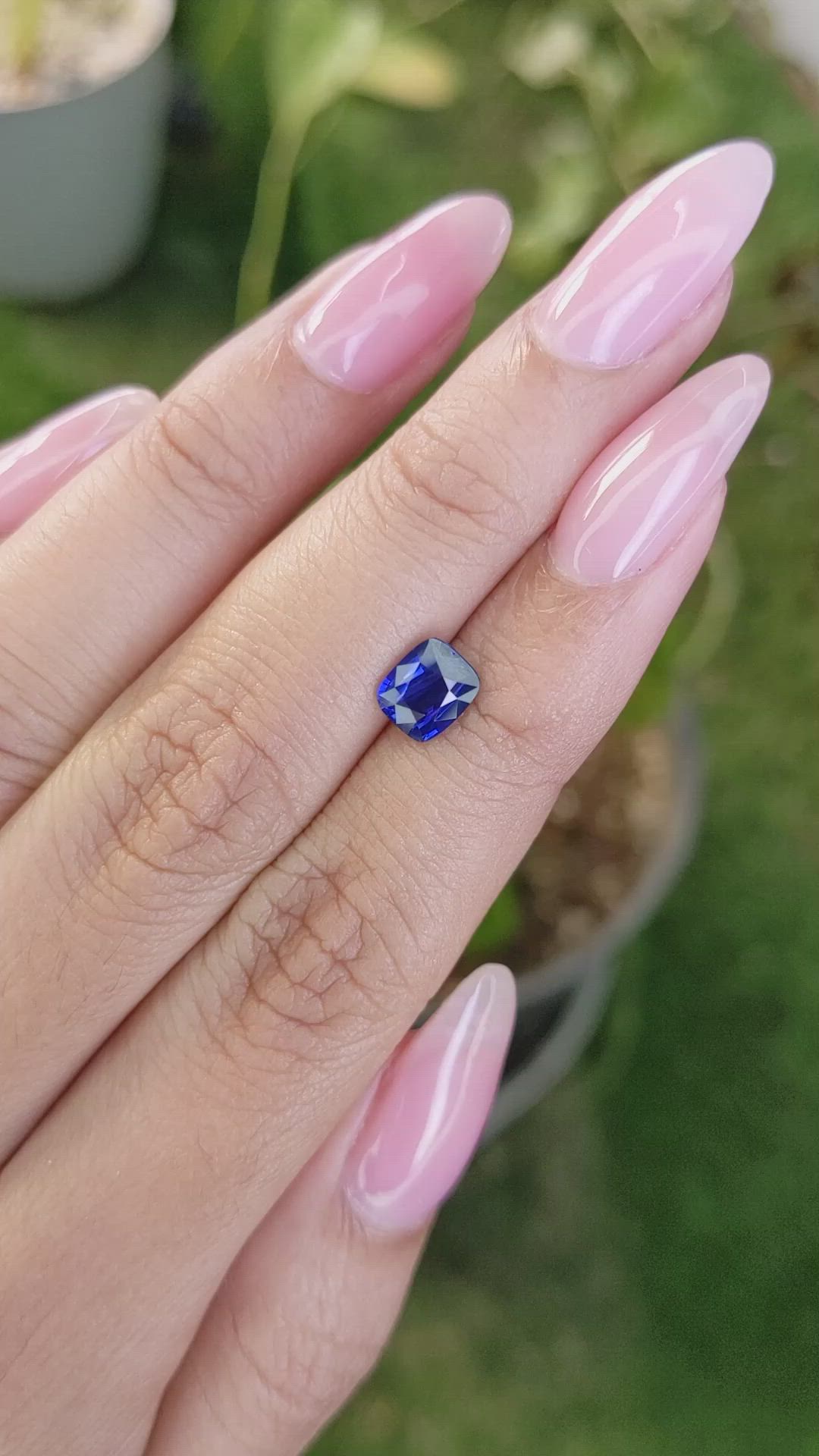 1.18 Ct. Blue Sapphire from Ceylon (Sri Lanka) Size Video