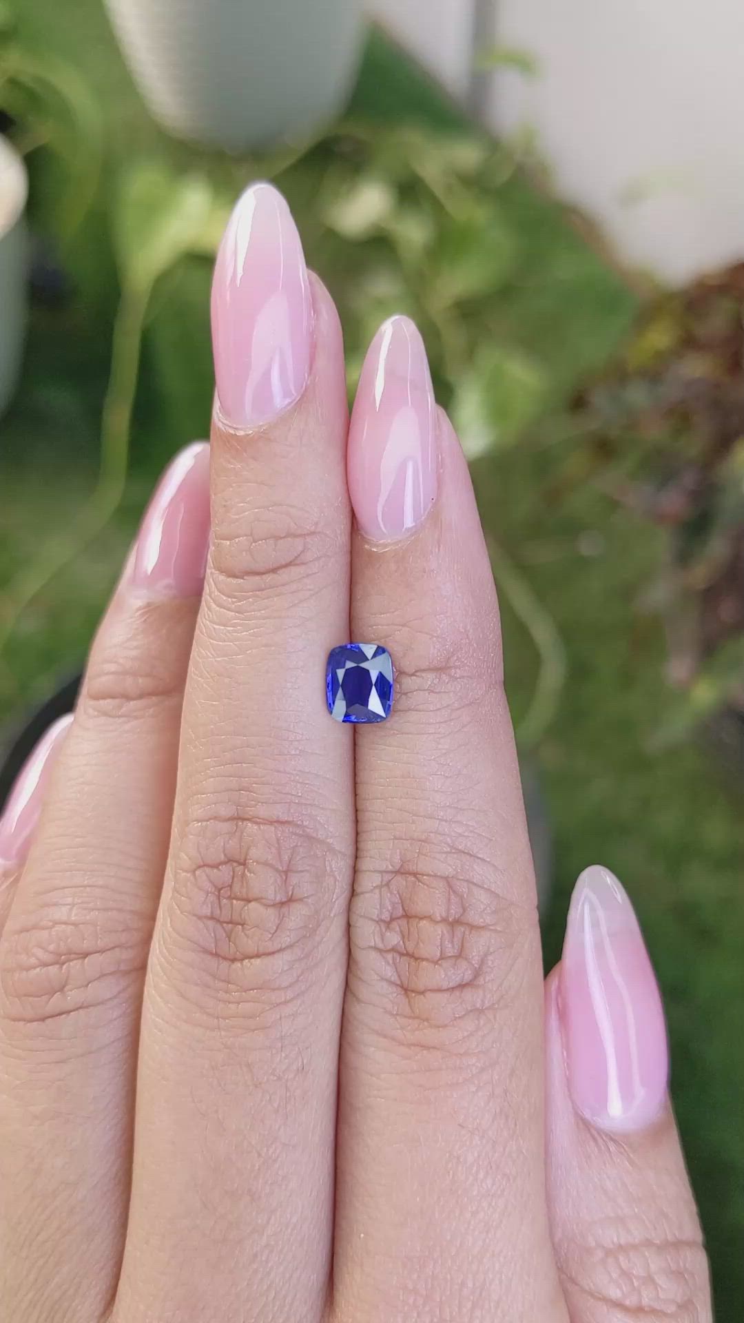 1.18 Ct. Blue Sapphire from Ceylon (Sri Lanka) Size Video