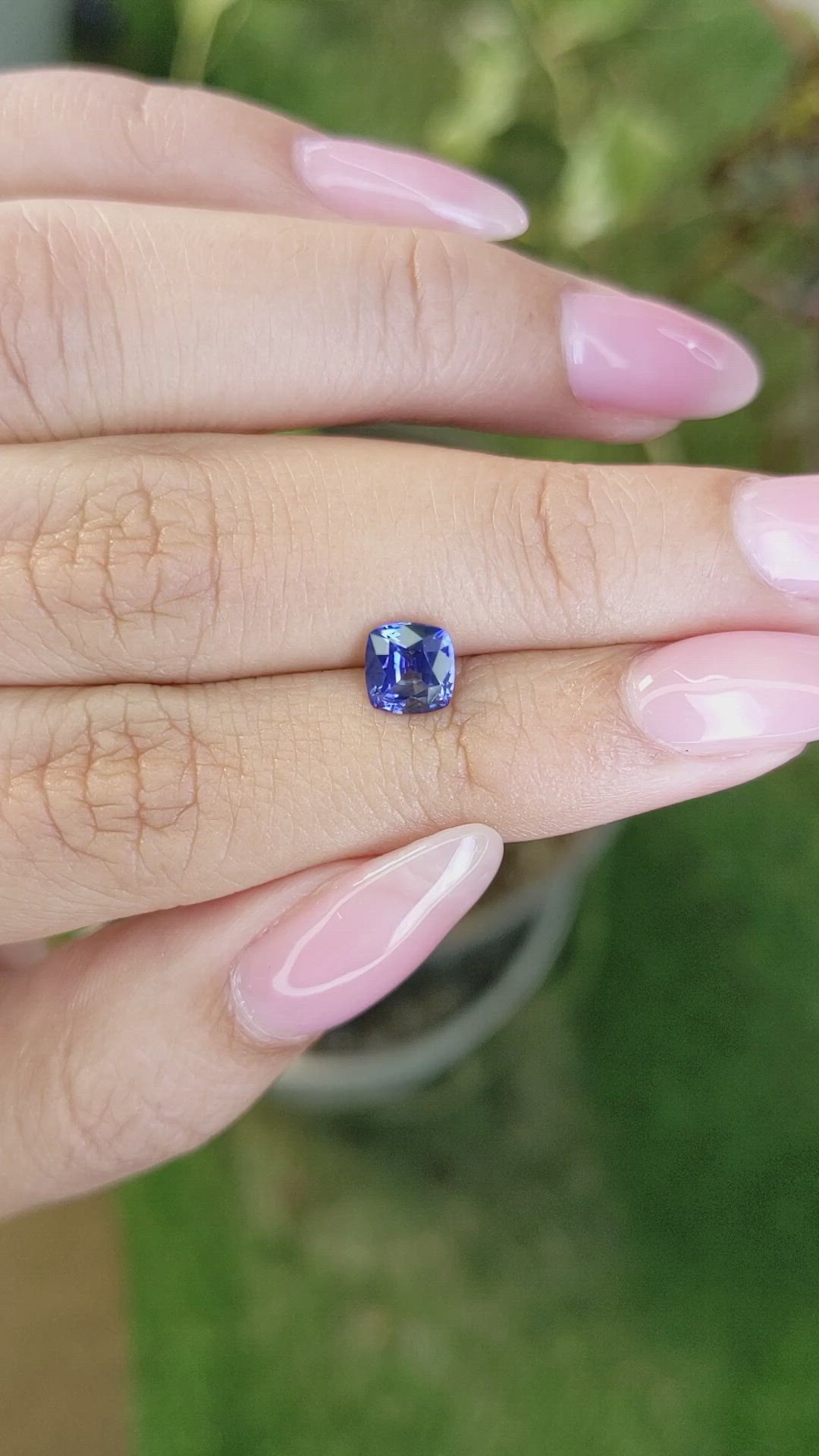 1.03 Ct. Blue Sapphire from Ceylon (Sri Lanka) Size Video