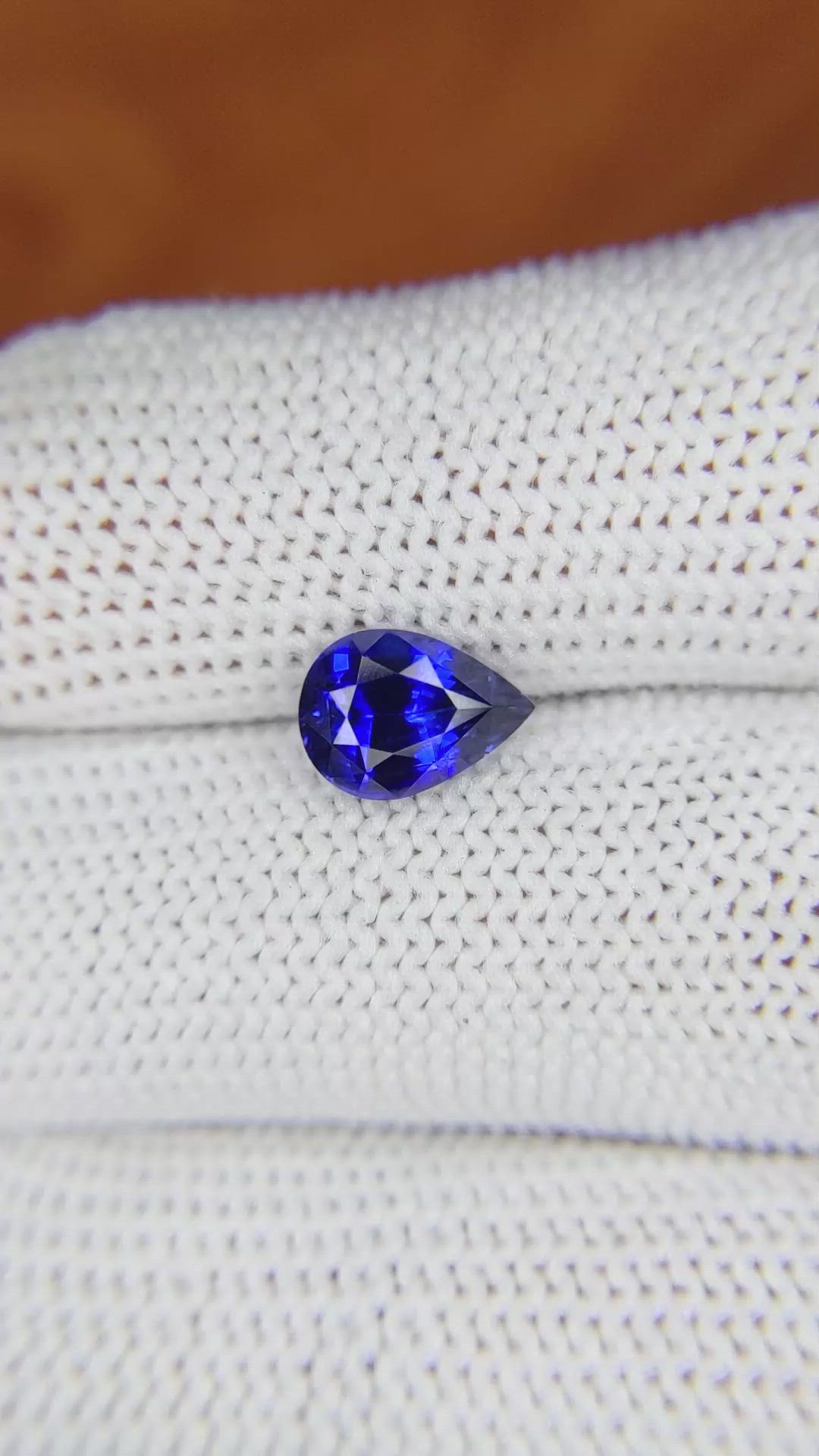 1.85 Ct. Blue Sapphire from Ceylon (Sri Lanka) Size Video