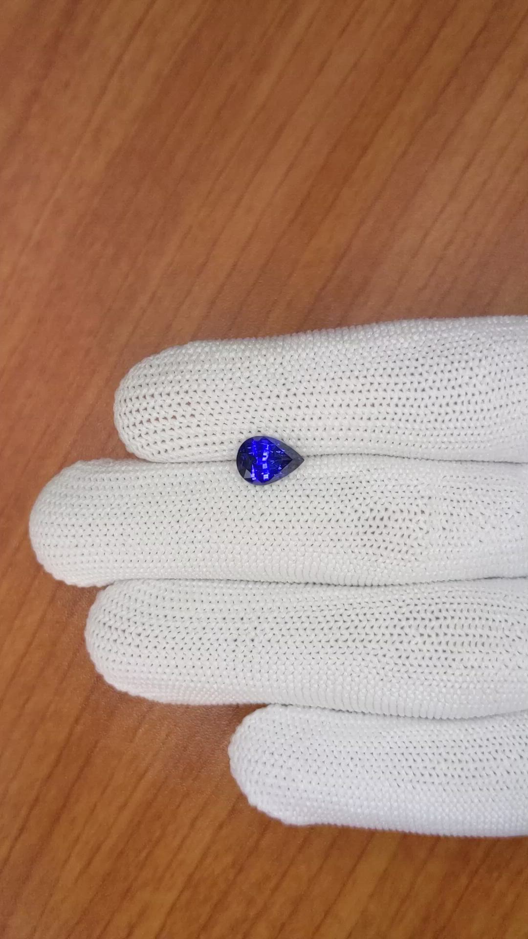 1.85 Ct. Blue Sapphire from Ceylon (Sri Lanka) Size Video