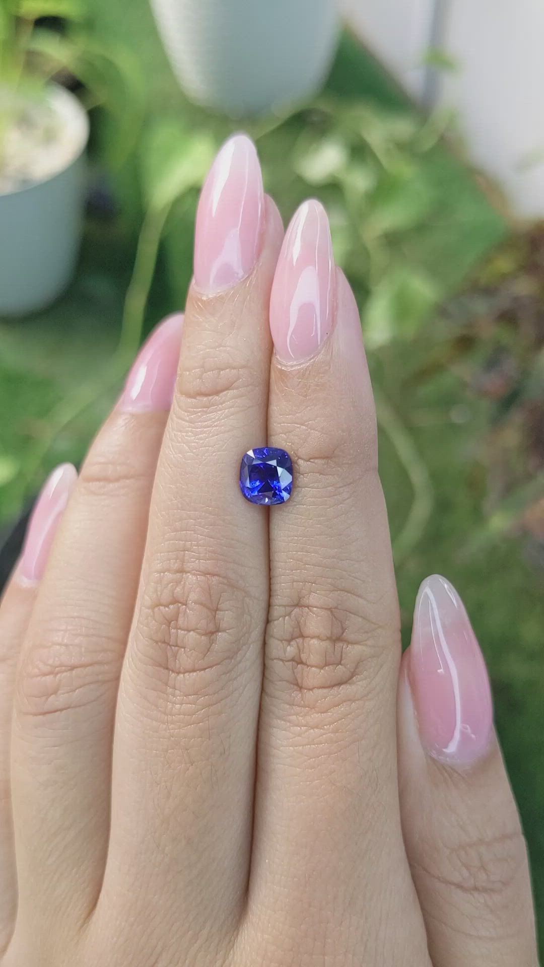 1.79 Ct. Blue Sapphire from Ceylon (Sri Lanka) Size Video