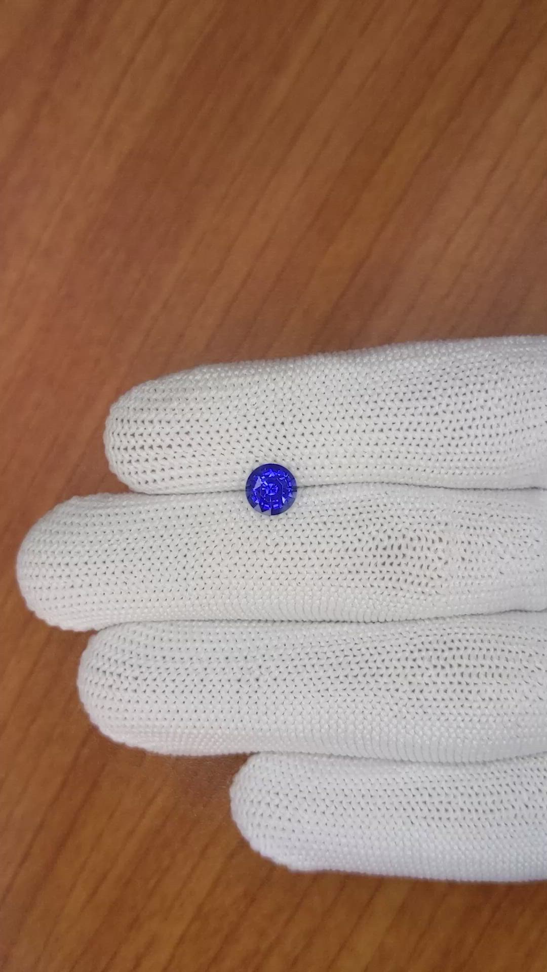 1.21 Ct. Blue Sapphire from Ceylon (Sri Lanka) Size Video