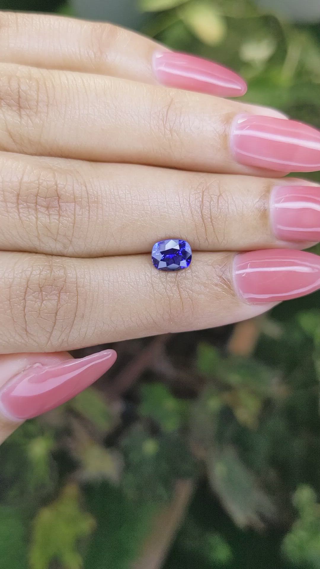 1.18 Ct. Blue Sapphire from Ceylon (Sri Lanka) Size Video