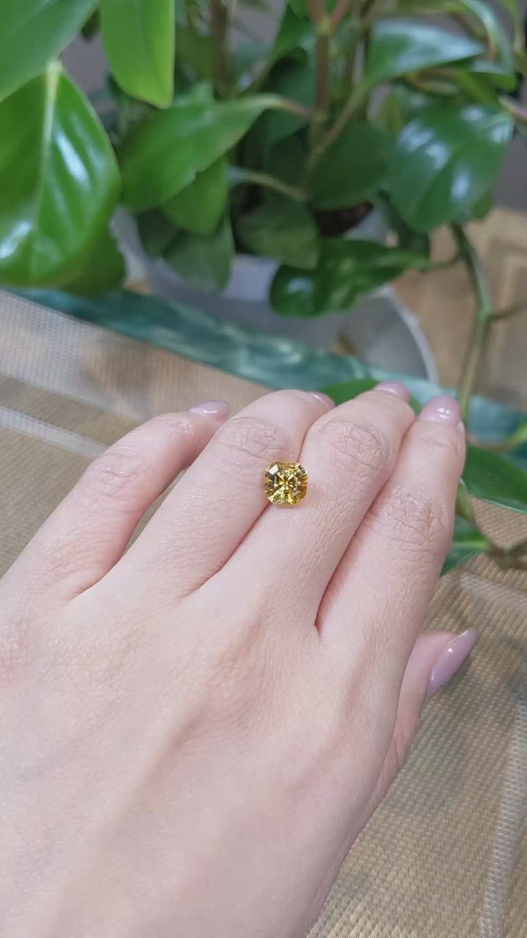 2.91 Ct. Orangish Yellow Sapphire from Ceylon (Sri Lanka) Size Video