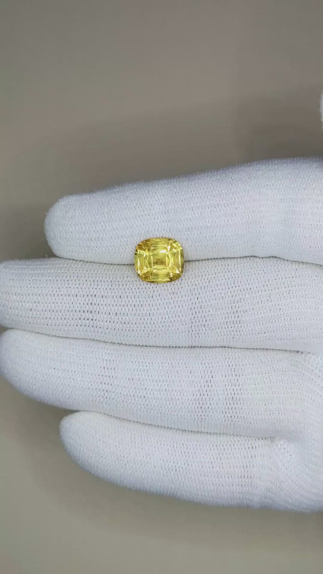 3.64 Ct. Yellow Sapphire from Ceylon (Sri Lanka) Size Video