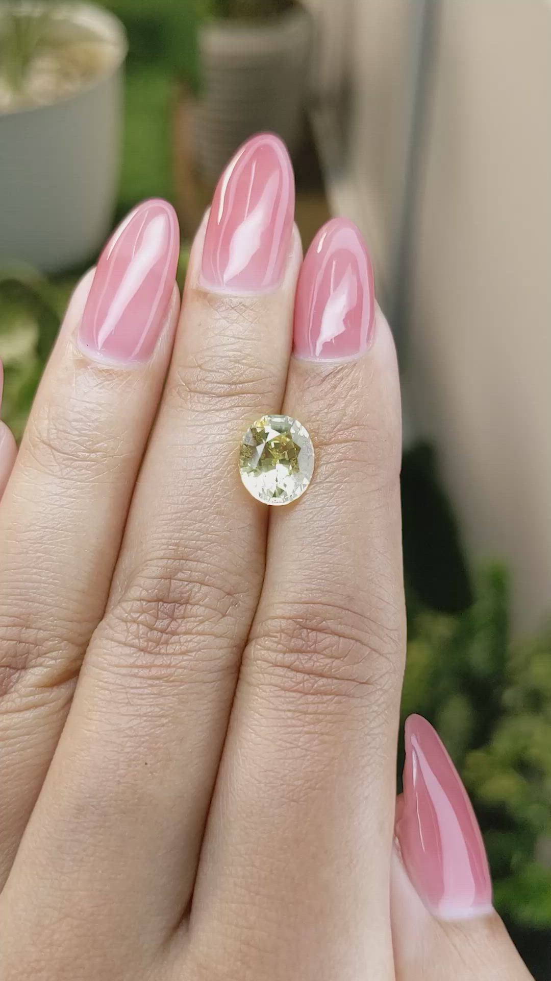 3.40 Ct. Yellow Sapphire from Ceylon (Sri Lanka) Size Video