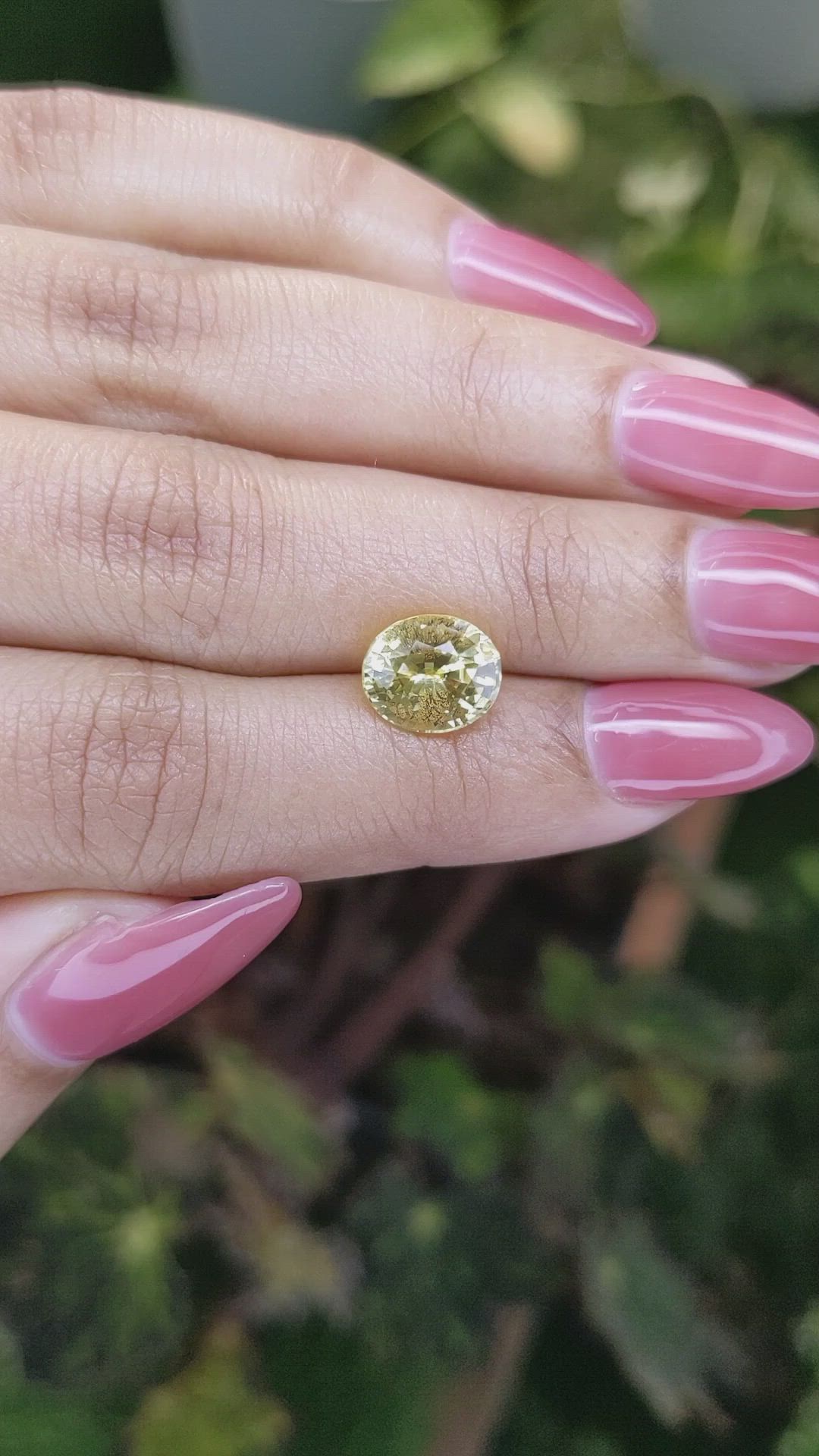 3.40 Ct. Yellow Sapphire from Ceylon (Sri Lanka) Size Video