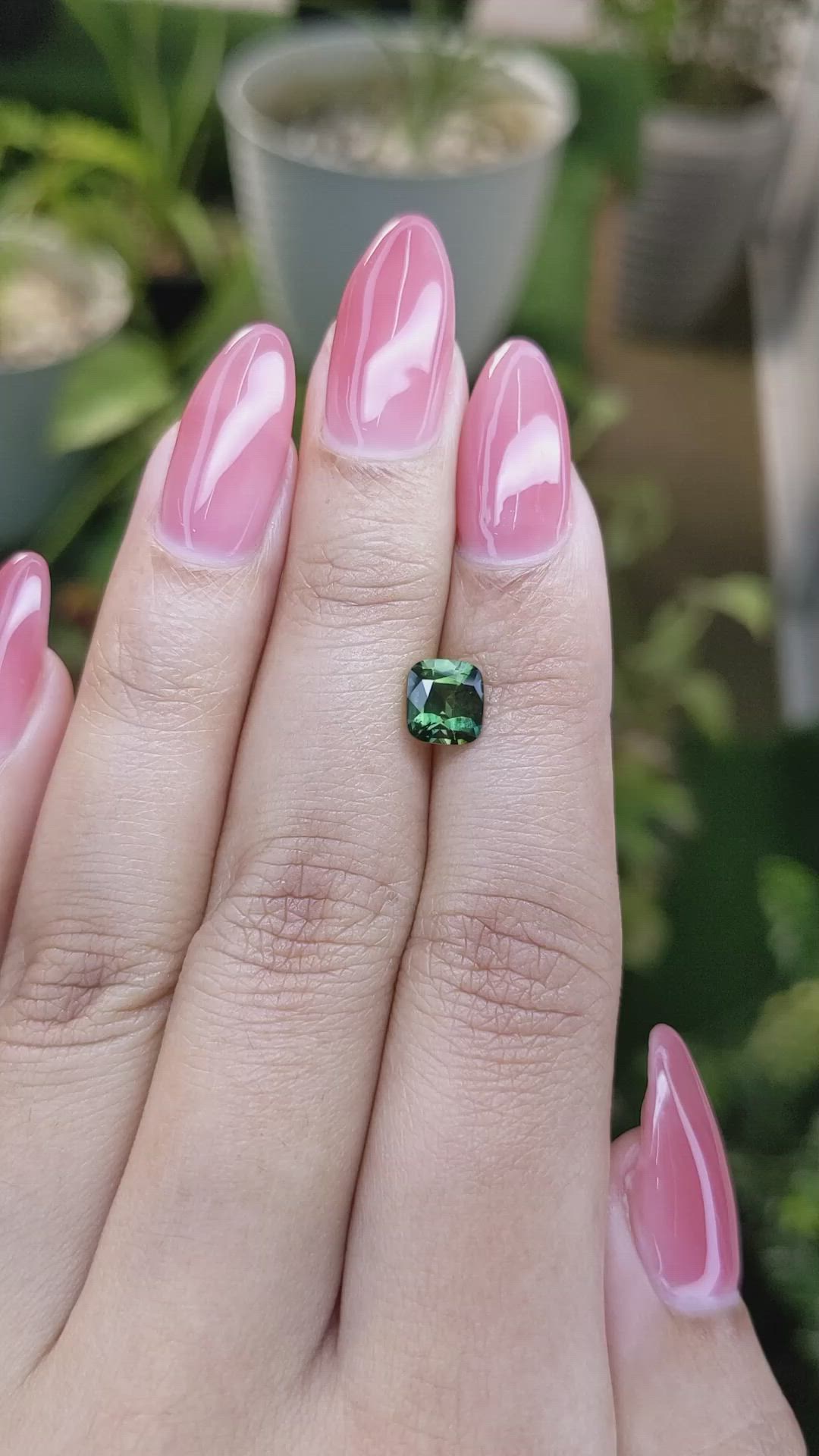 1.38 Ct. Green Sapphire from Ceylon (Sri Lanka) Size Video