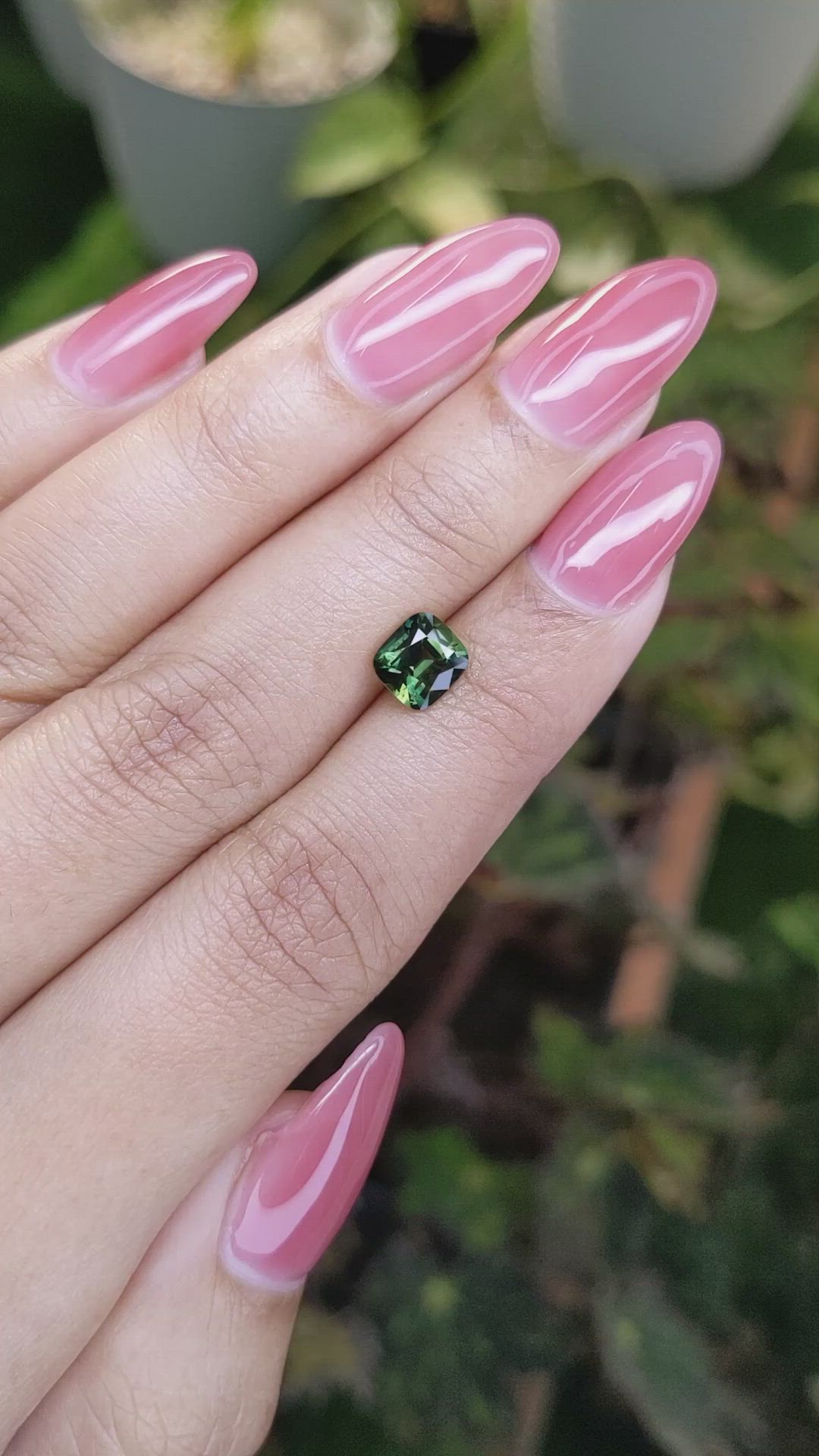 1.38 Ct. Green Sapphire from Ceylon (Sri Lanka) Size Video