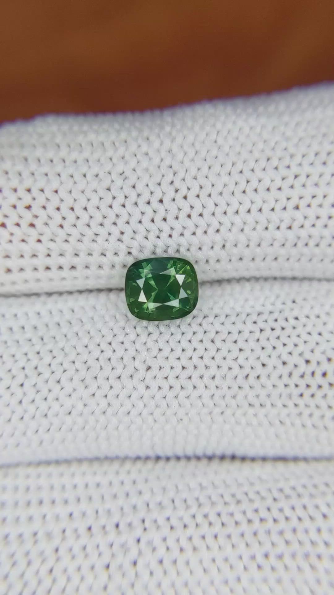 1.41 Ct. Green Sapphire from Ceylon (Sri Lanka) Size Video