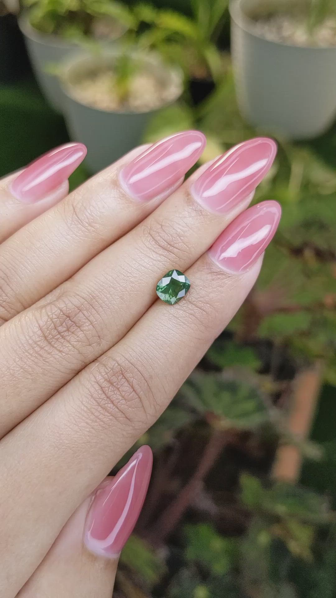 1.41 Ct. Green Sapphire from Ceylon (Sri Lanka) Size Video