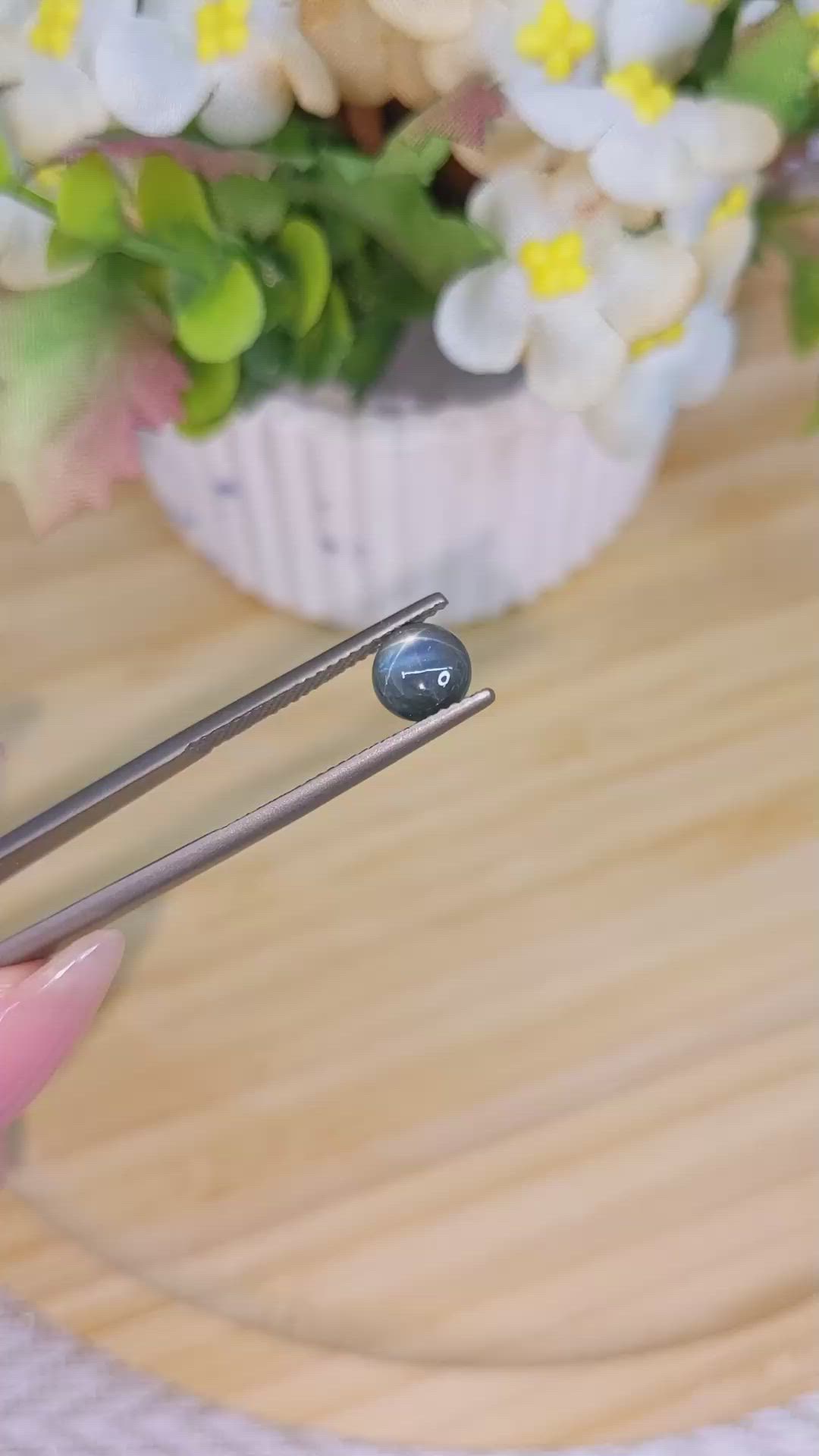 1.60 Ct. Greyish Blue Star Sapphire from Ceylon (Sri Lanka) Size Video