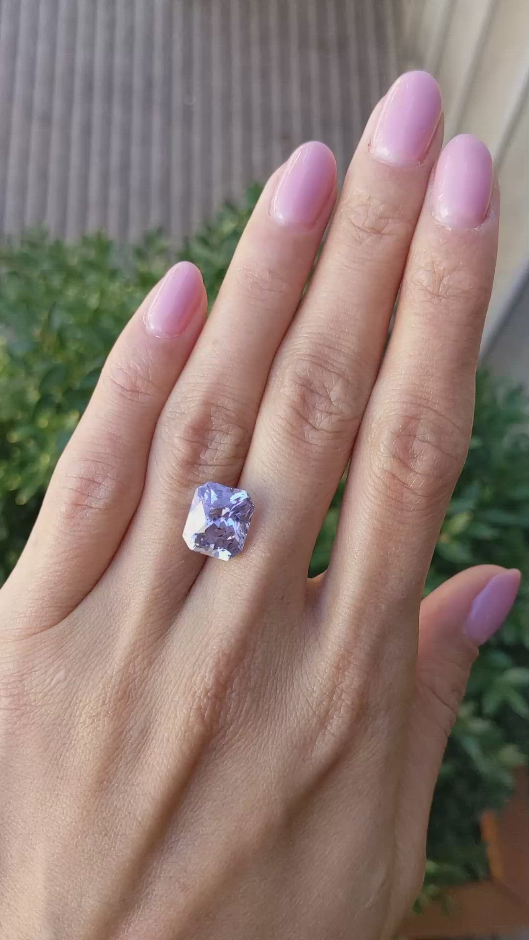 8.43 Ct. Violet Sapphire from Ceylon (Sri Lanka) Size Video