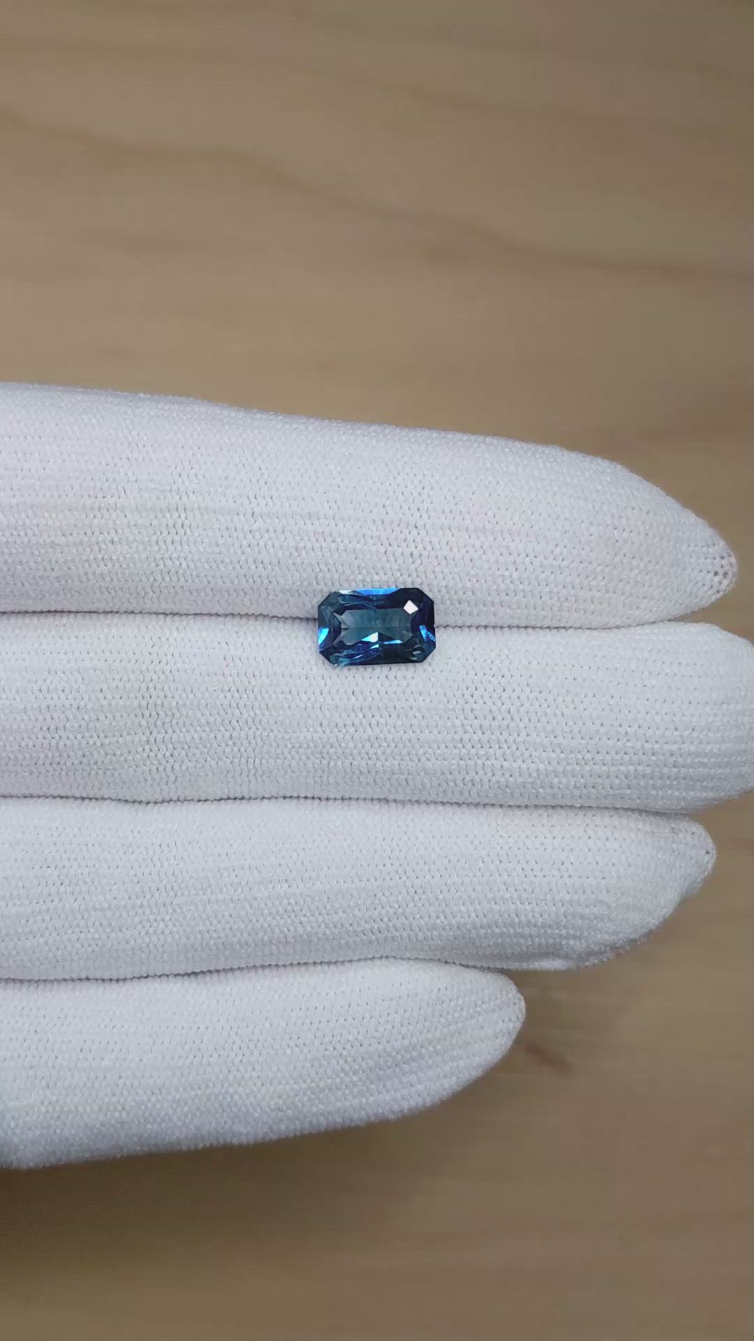 2.50 Ct. Greenish Blue Sapphire from Ceylon (Sri Lanka) Size Video