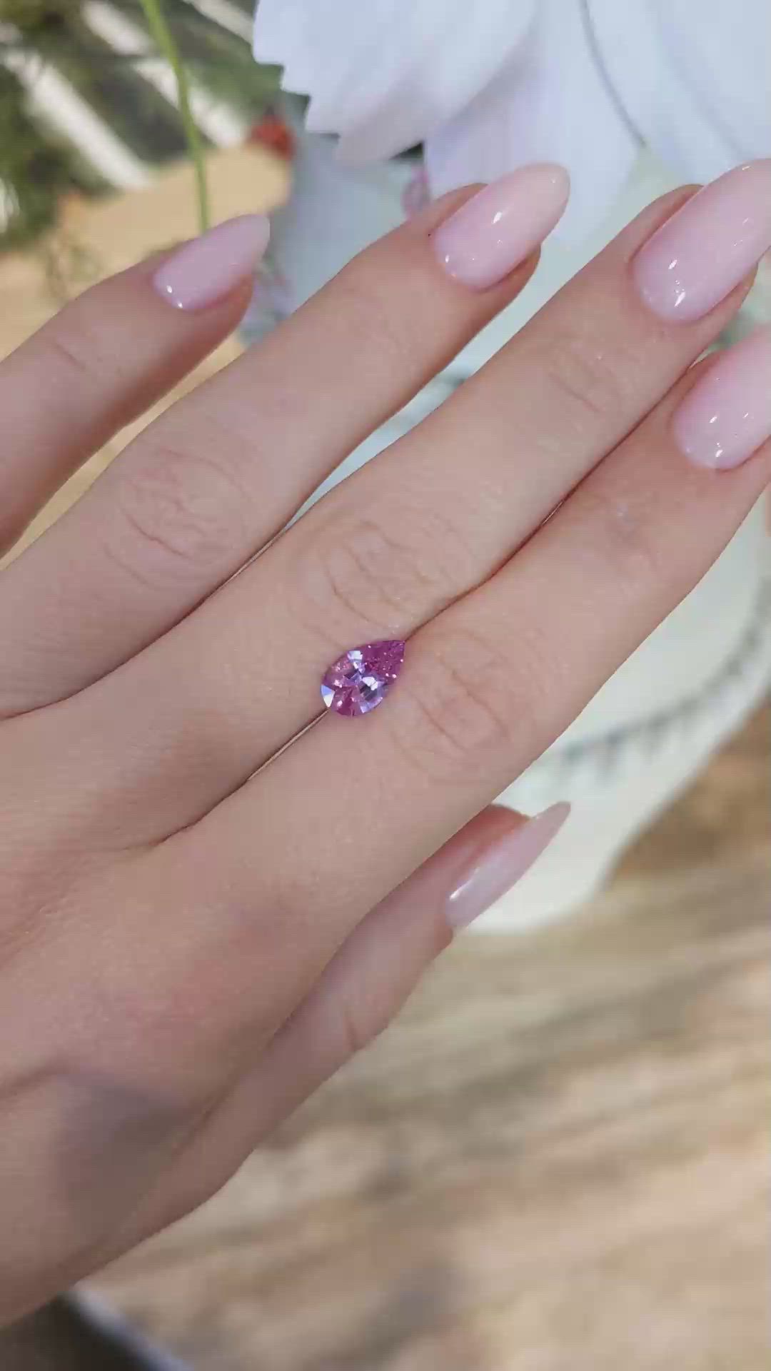 1.17 Ct. Pink Sapphire from Ceylon (Sri Lanka) Size Video