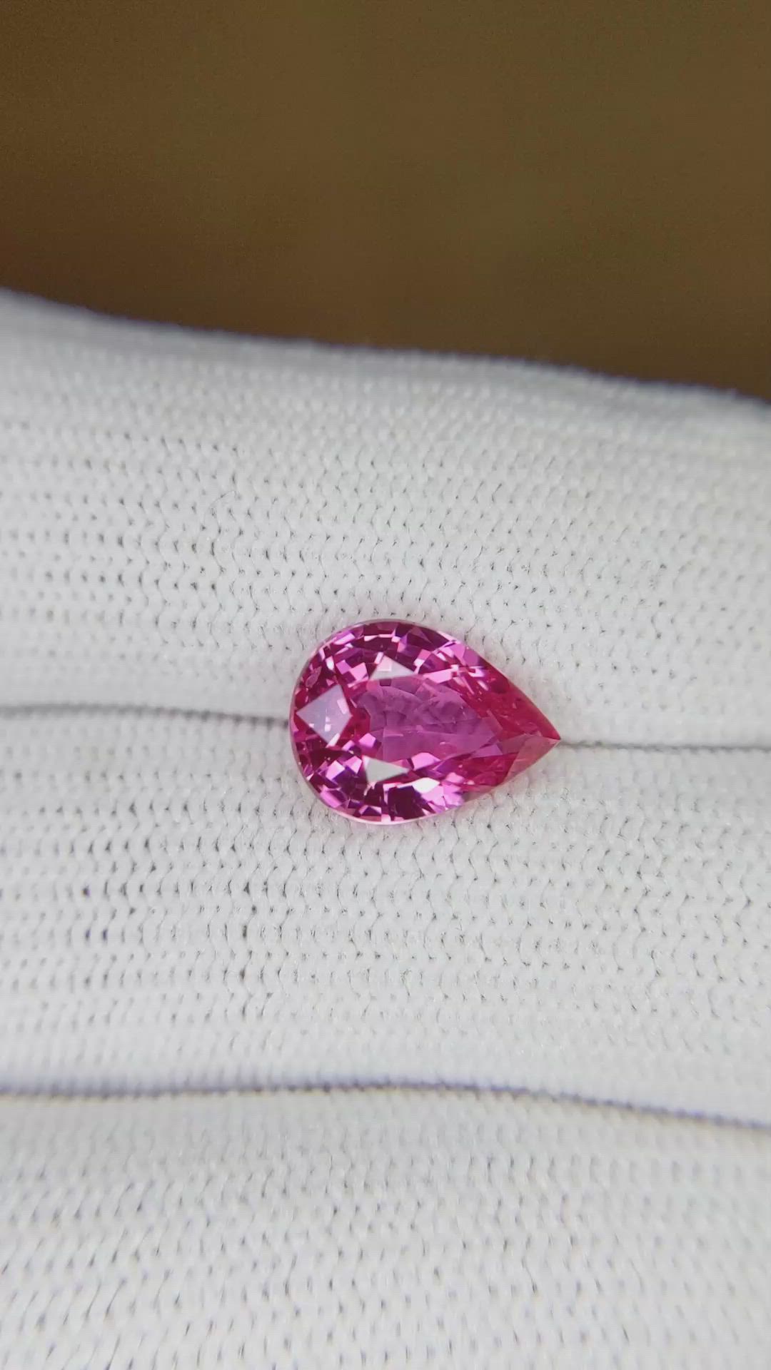 3.03 Ct. Reddish Pink Sapphire from Ceylon (Sri Lanka) Size Video