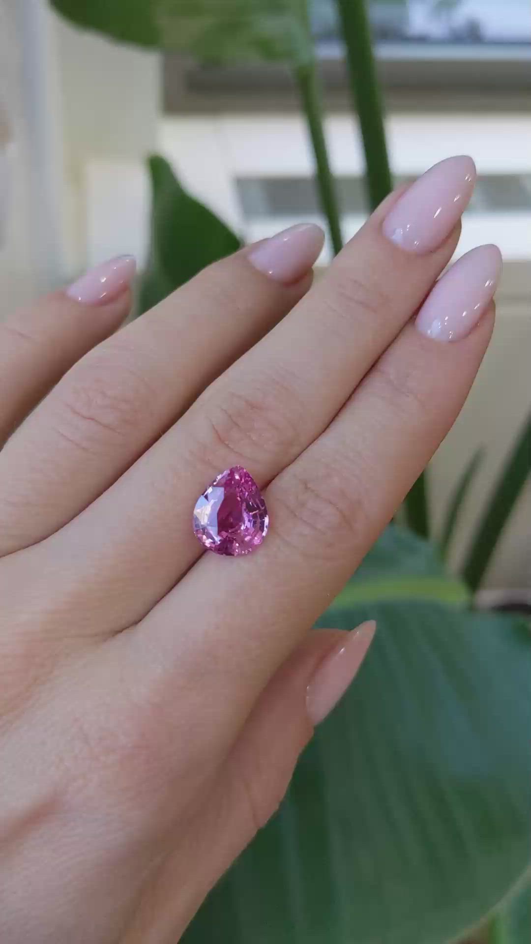 4.25 Ct. Purplish Pink Sapphire from Ceylon (Sri Lanka) Size Video