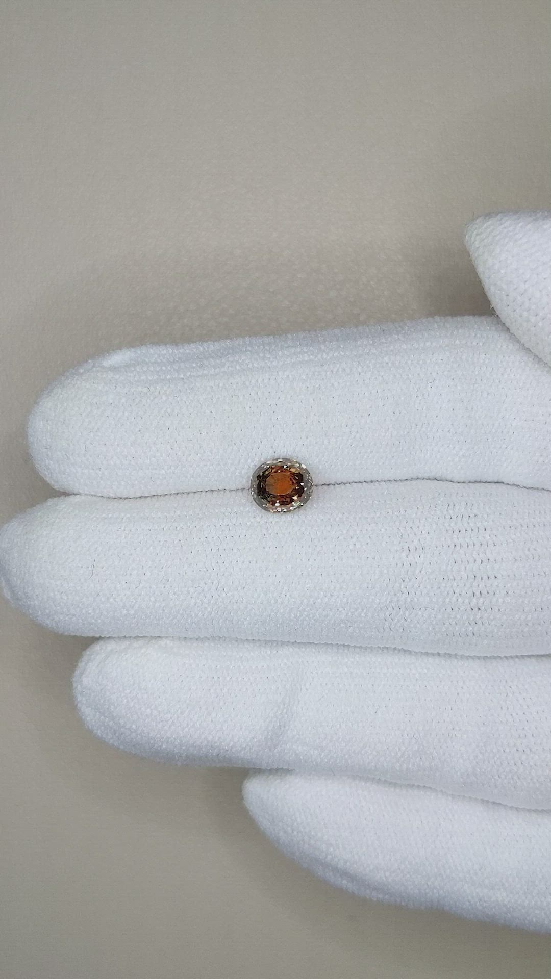 1.22 Ct. Bi Color Sapphire from Montana Size Video