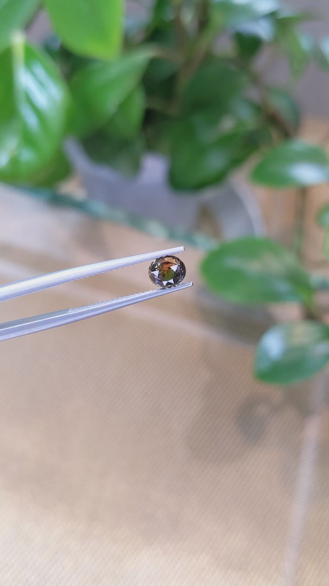 1.22 Ct. Bi Color Sapphire from Montana Size Video