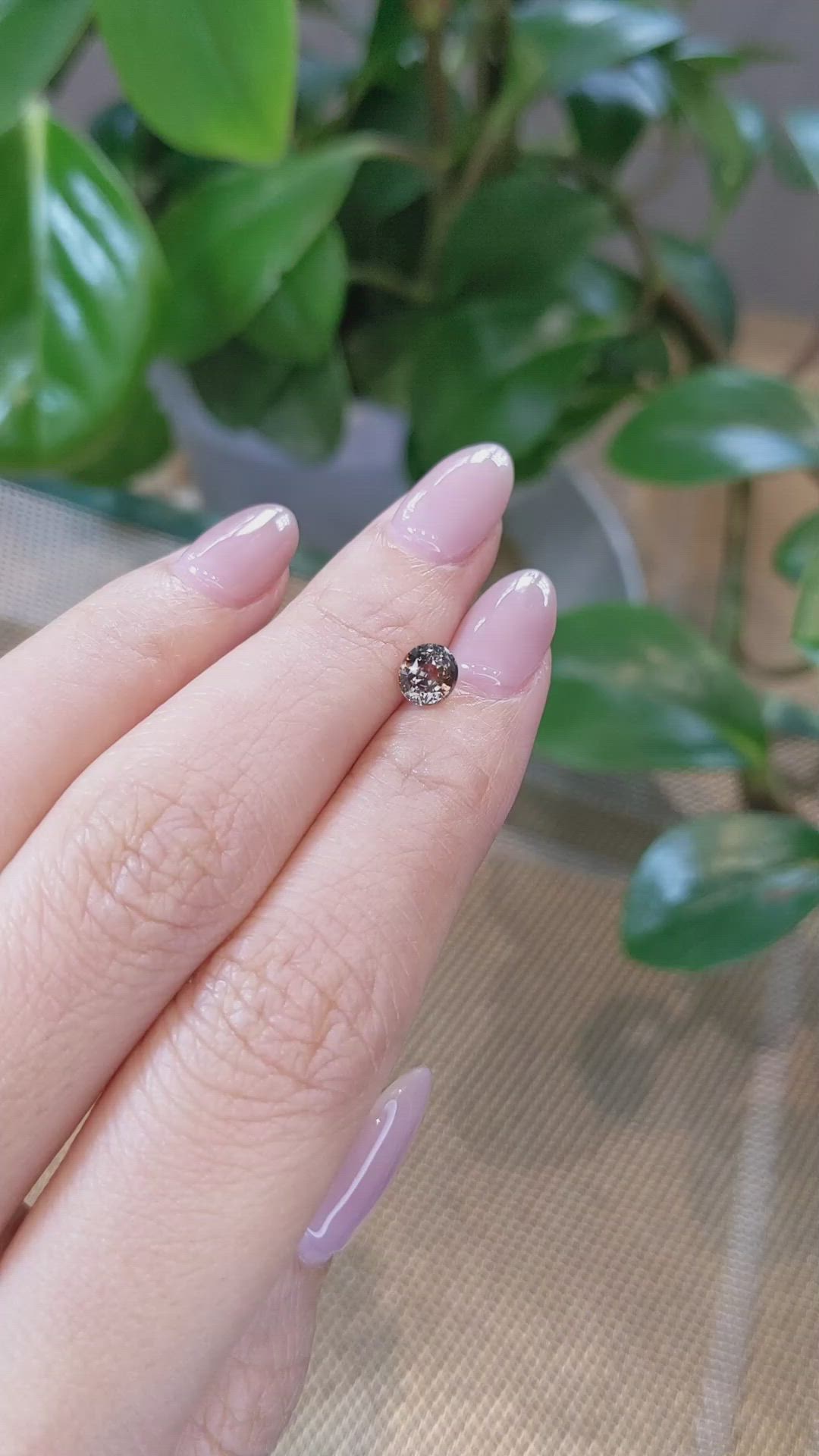 1.05 Ct. Bi Color Sapphire from Montana Size Video