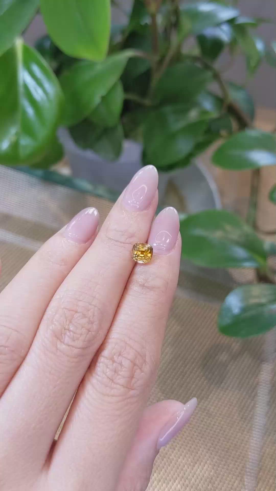 1.42 Ct. Yellowish Orange Sapphire from Montana Size Video