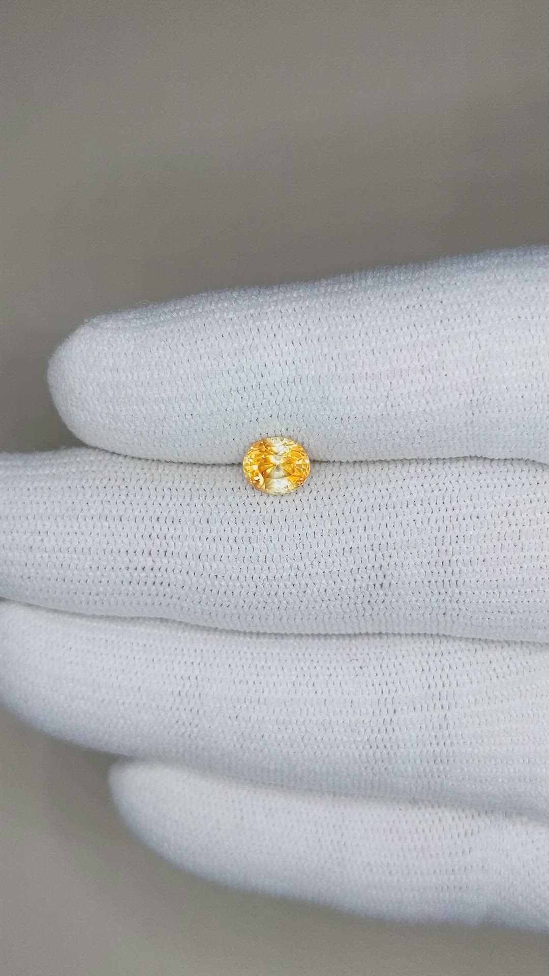 1.27 Ct. Bi Color Sapphire from Montana Size Video