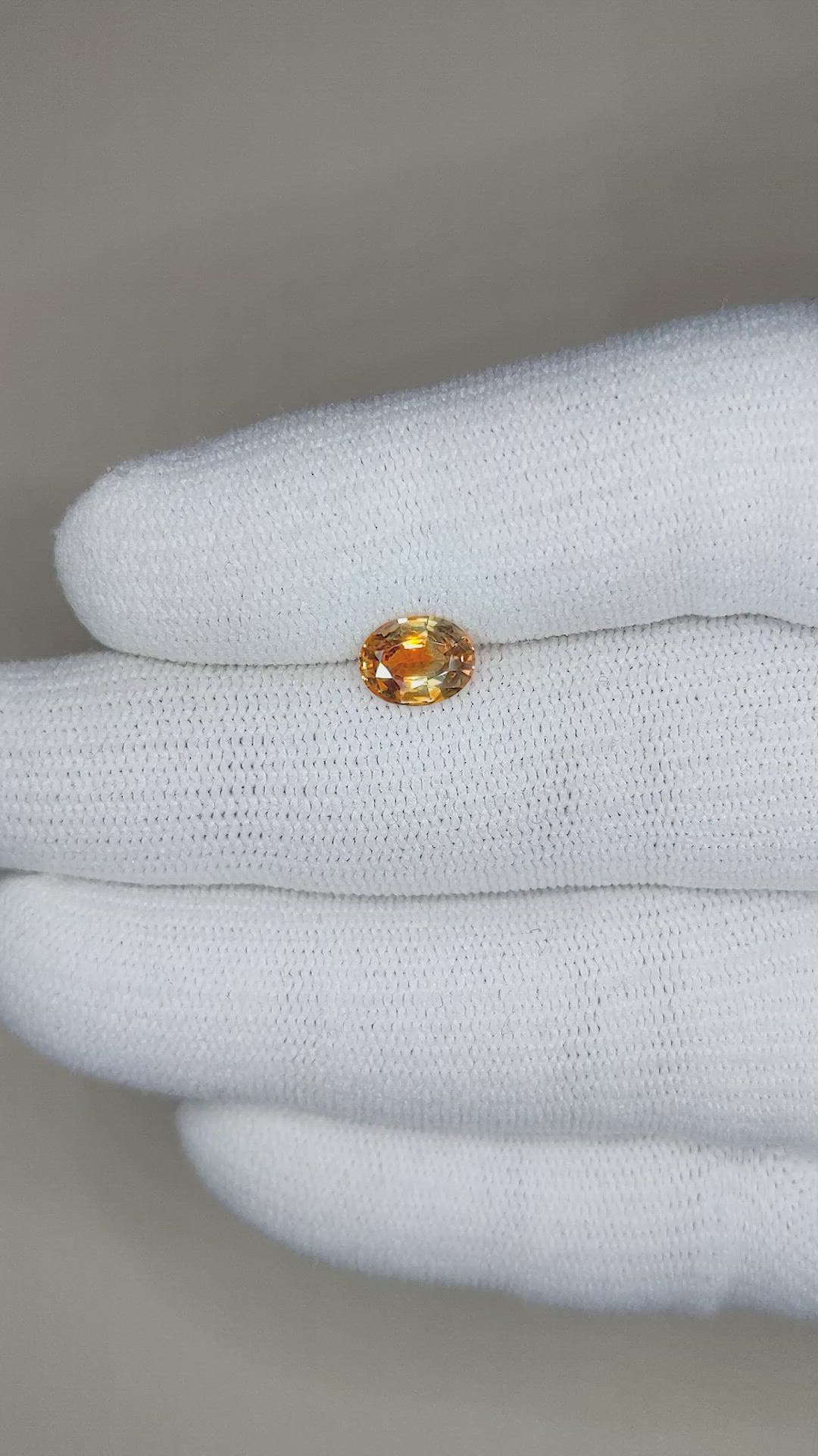 1.22 Ct. Bi Color Sapphire from Montana Size Video