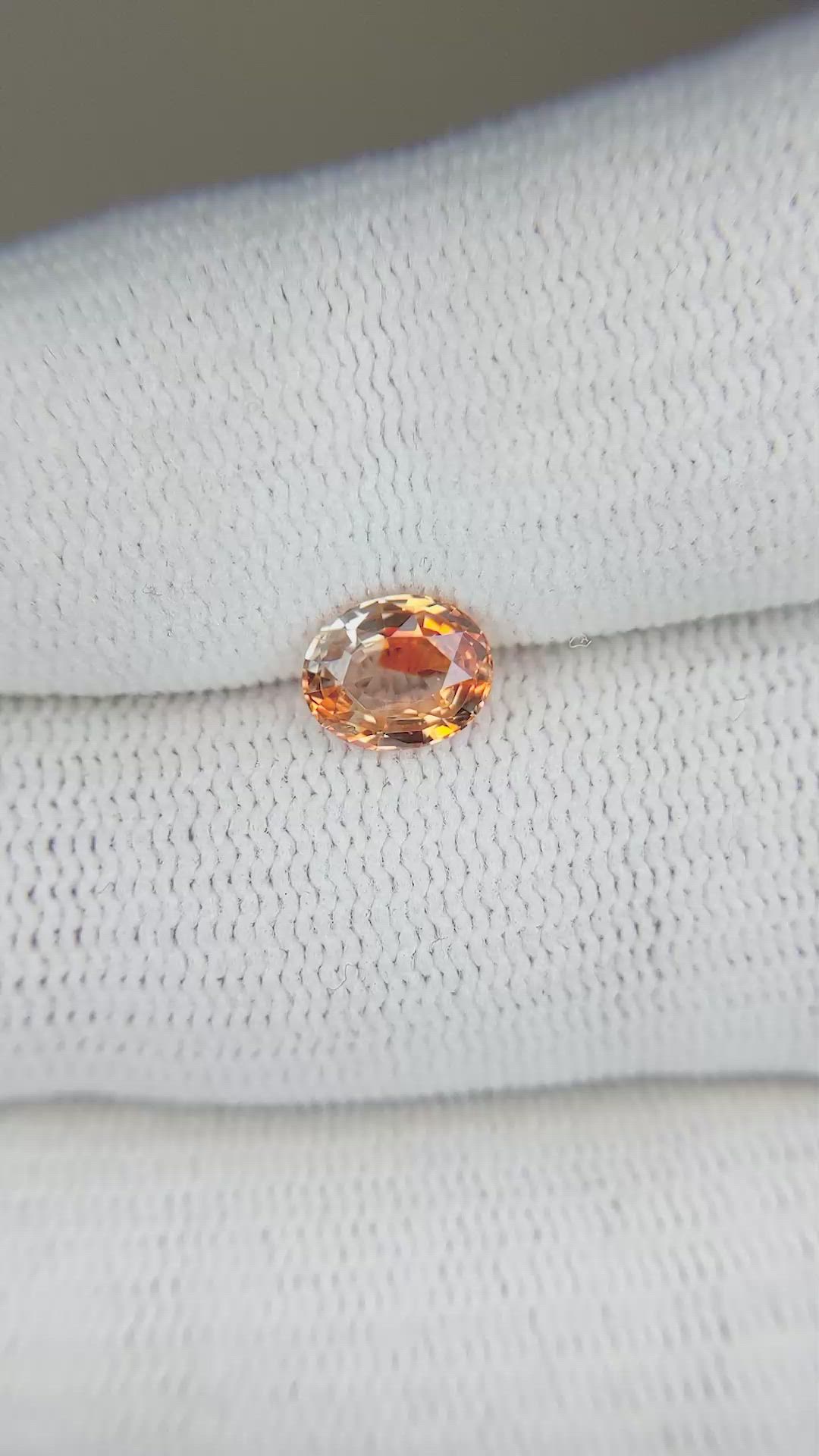 1.08 Ct. Bi Color Sapphire from Montana Size Video
