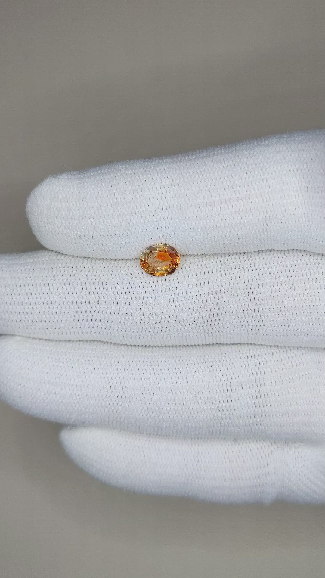 1.08 Ct. Bi Color Sapphire from Montana Size Video