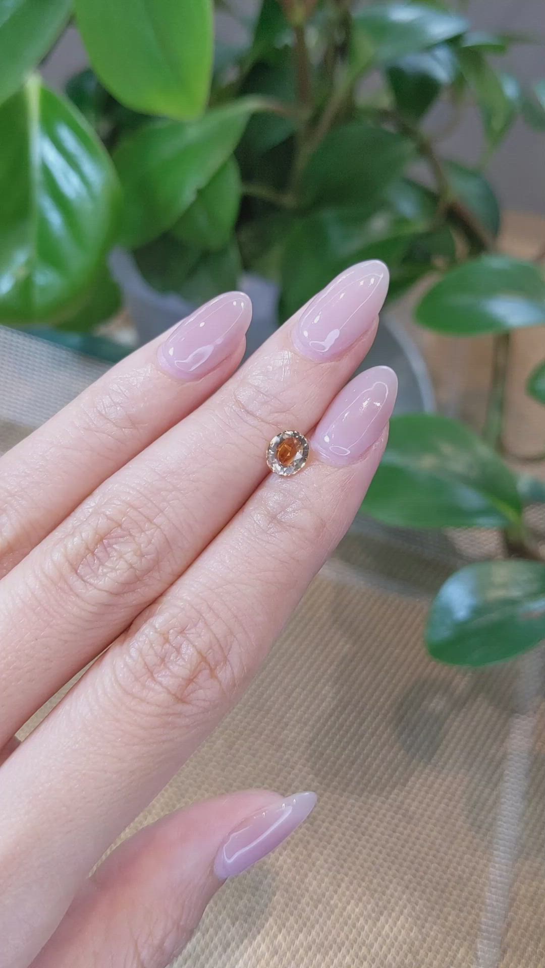 1.03 Ct. Bi Color Sapphire from Montana Size Video